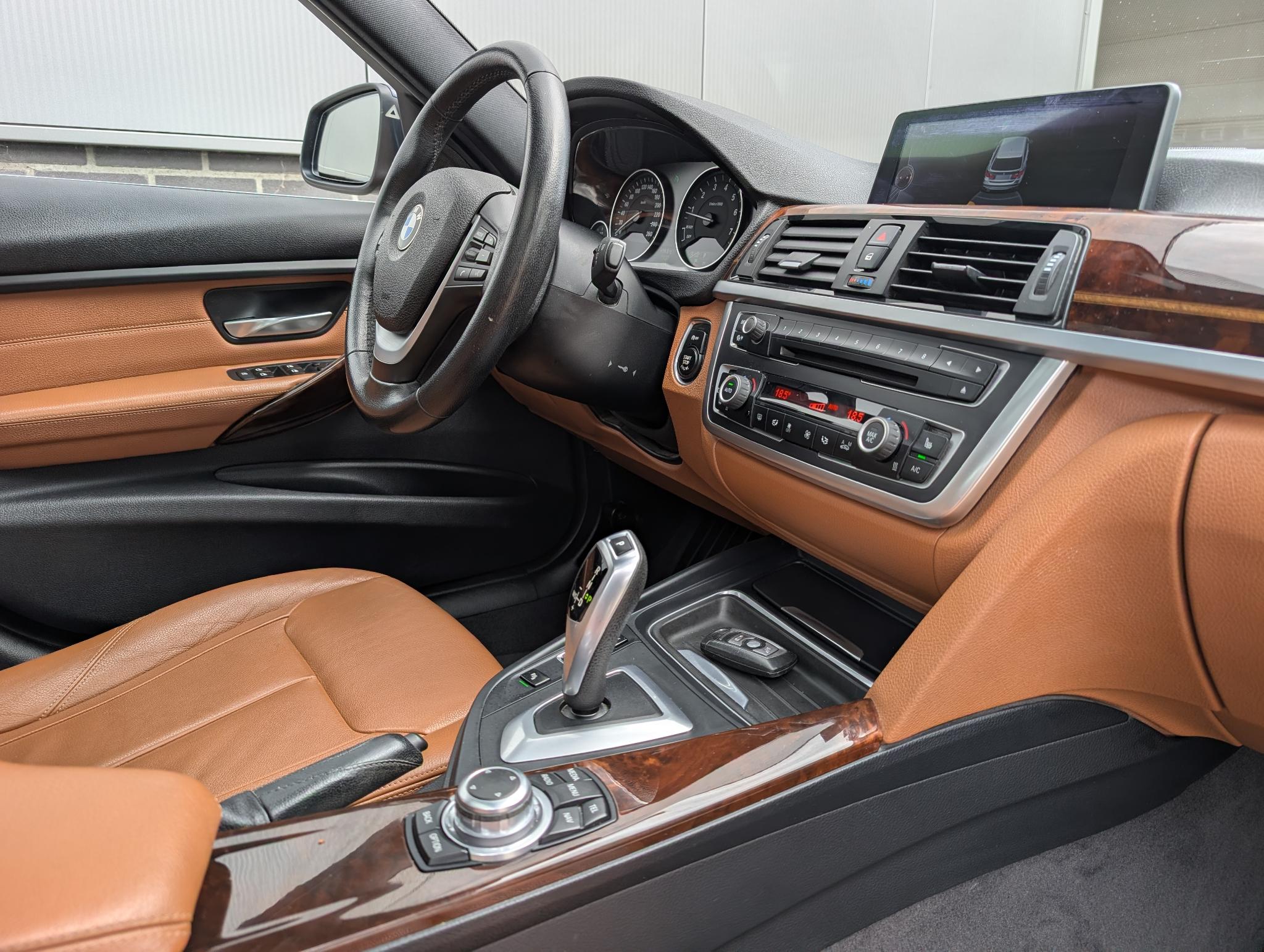 Foto van BMW 328i
