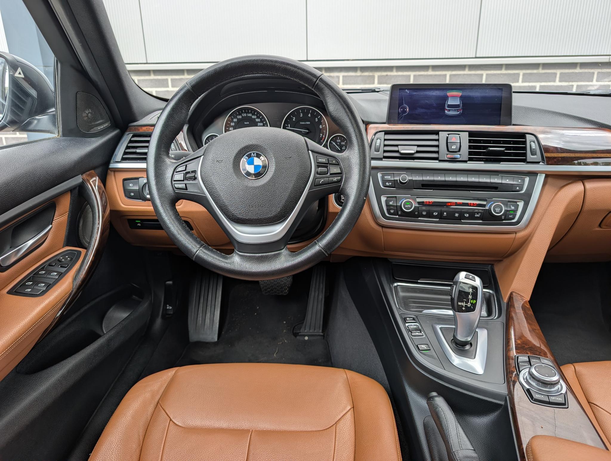Foto van BMW 328i
