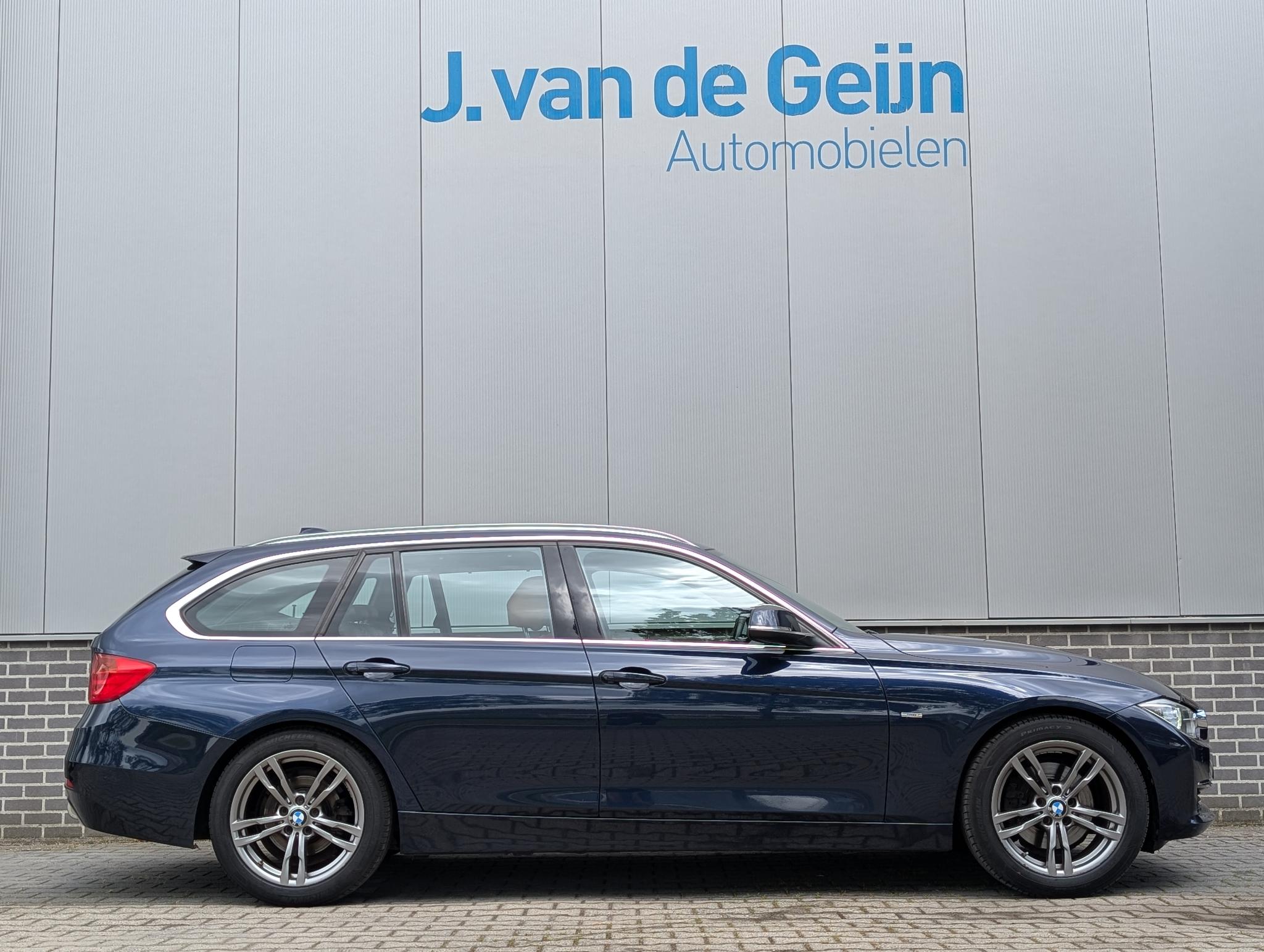 Foto van BMW 328i