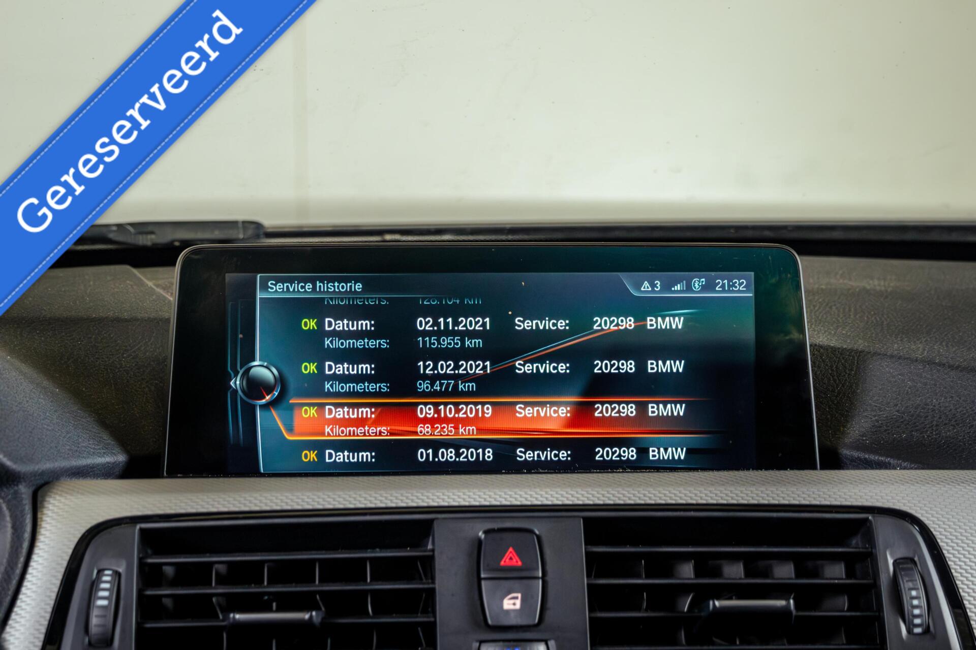Foto van BMW 330e Iperformance