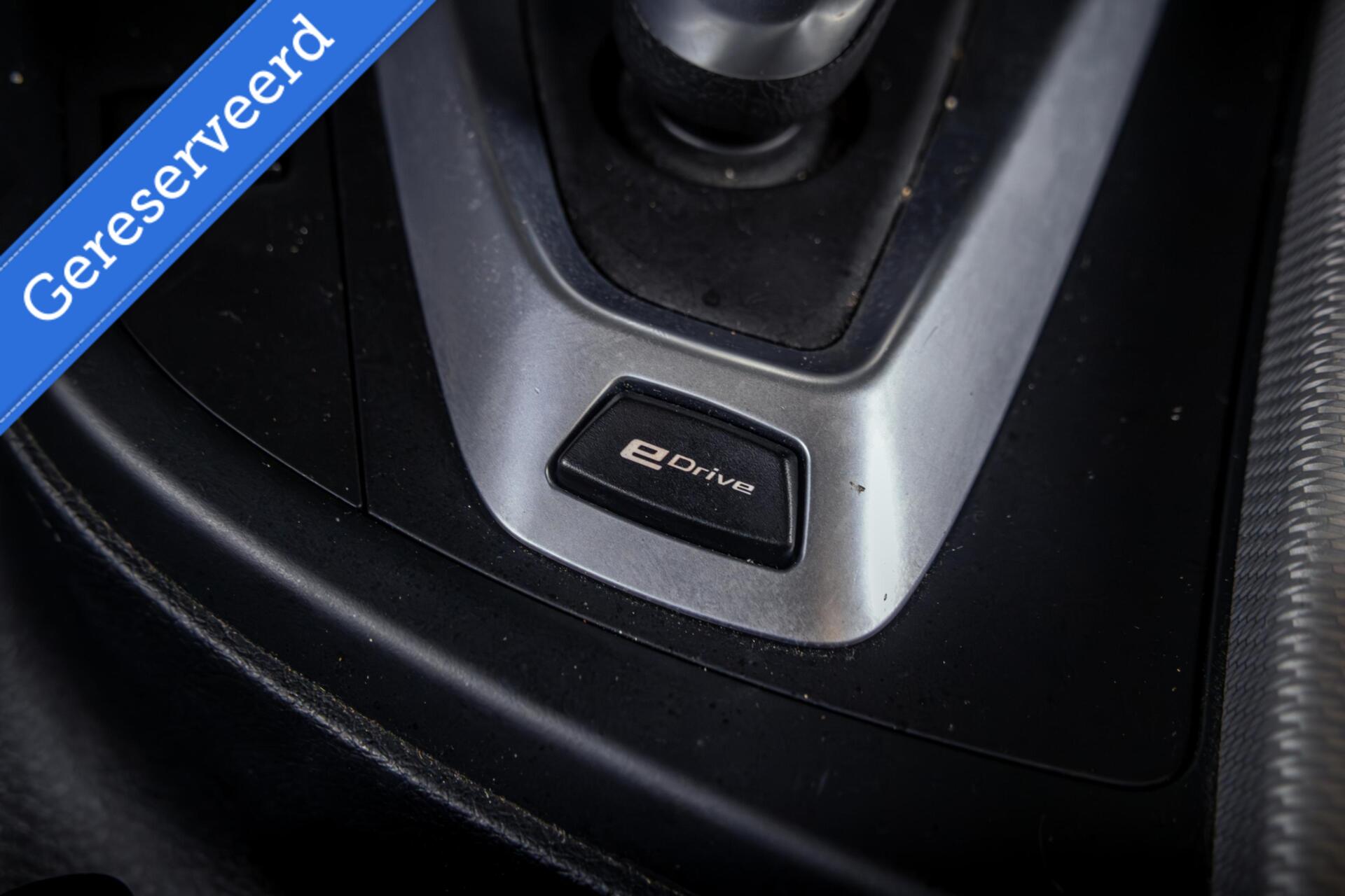 Foto van BMW 330e Iperformance