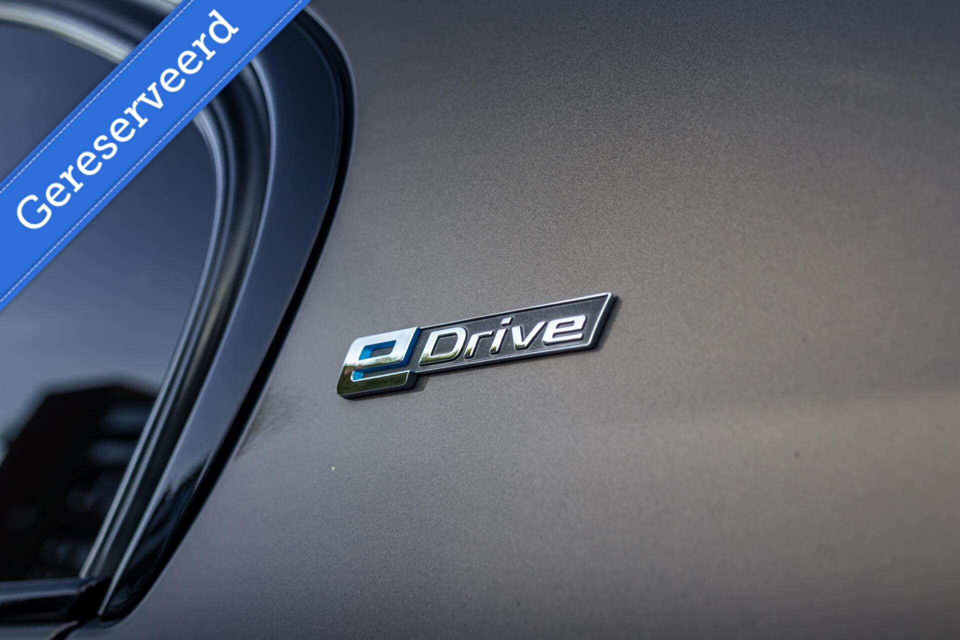 Foto van BMW 330e Iperformance
