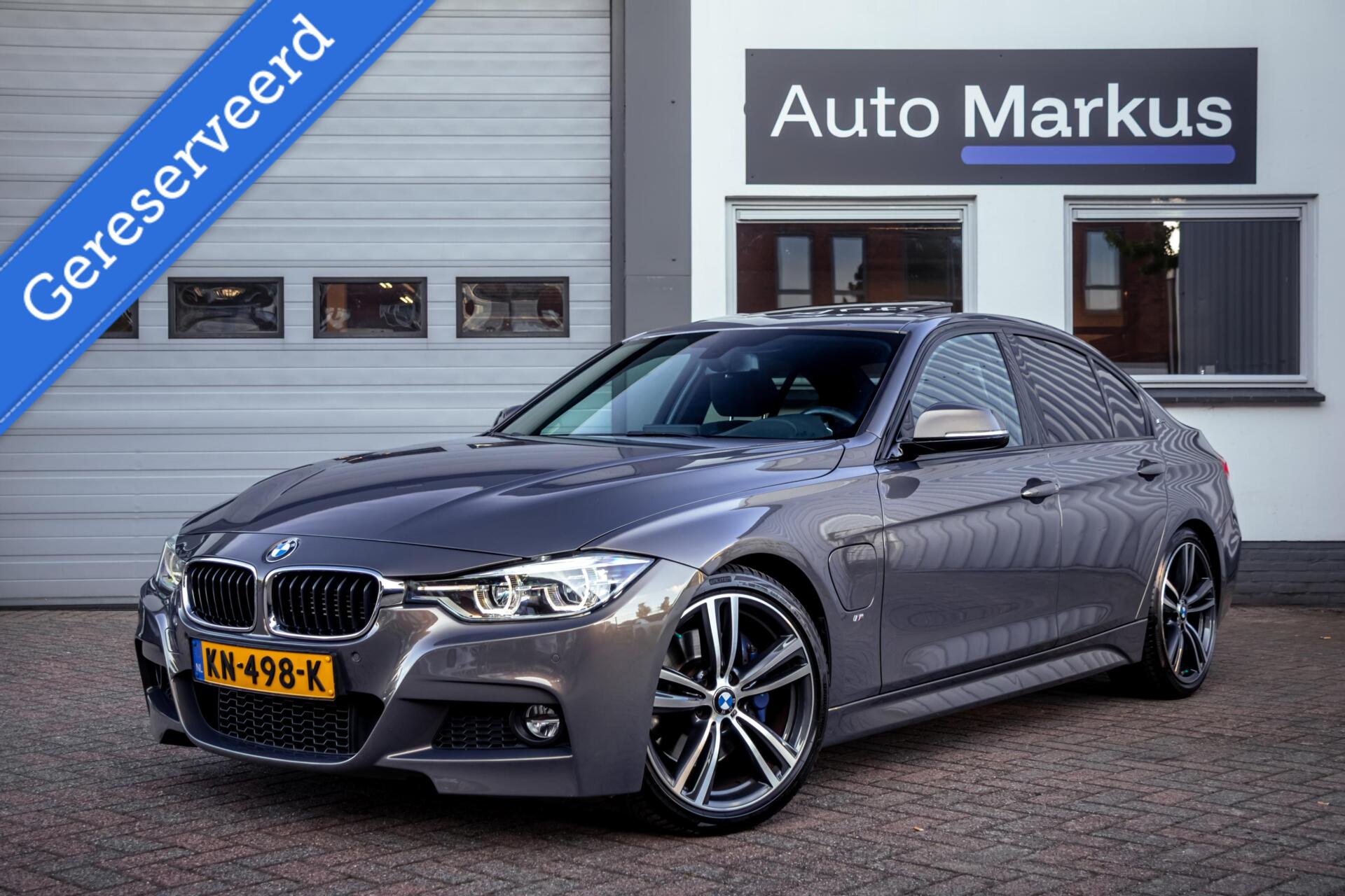 Foto van BMW 330e Iperformance