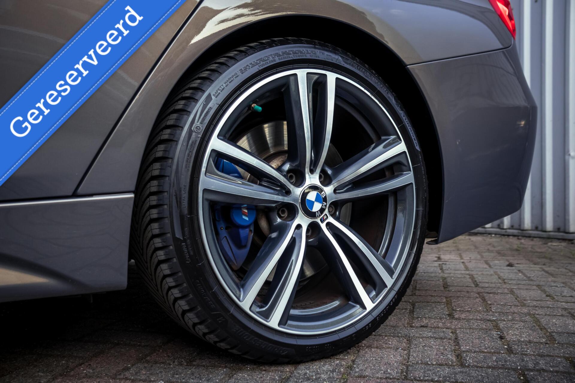 Foto van BMW 330e Iperformance