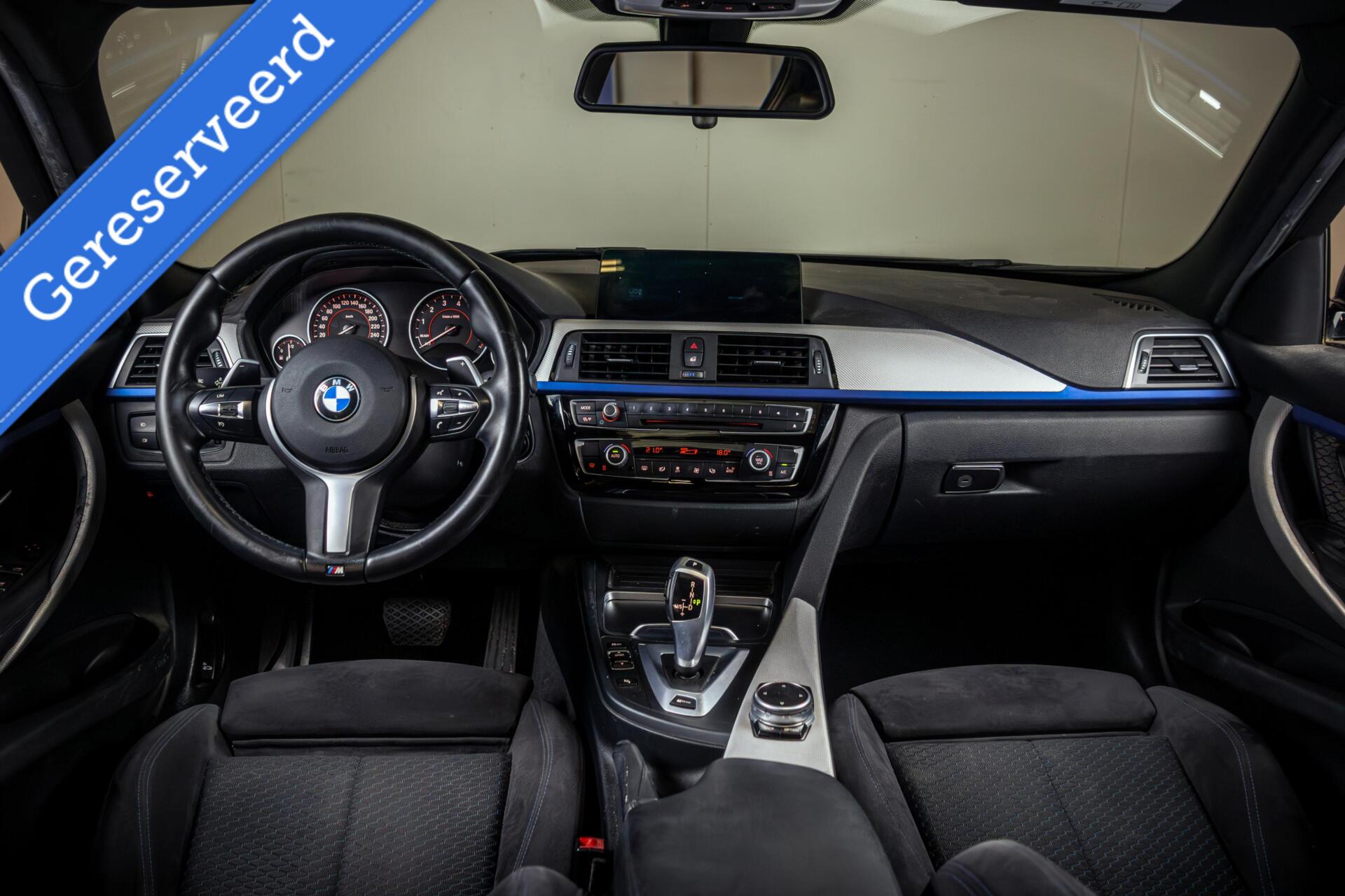 Foto van BMW 330e Iperformance