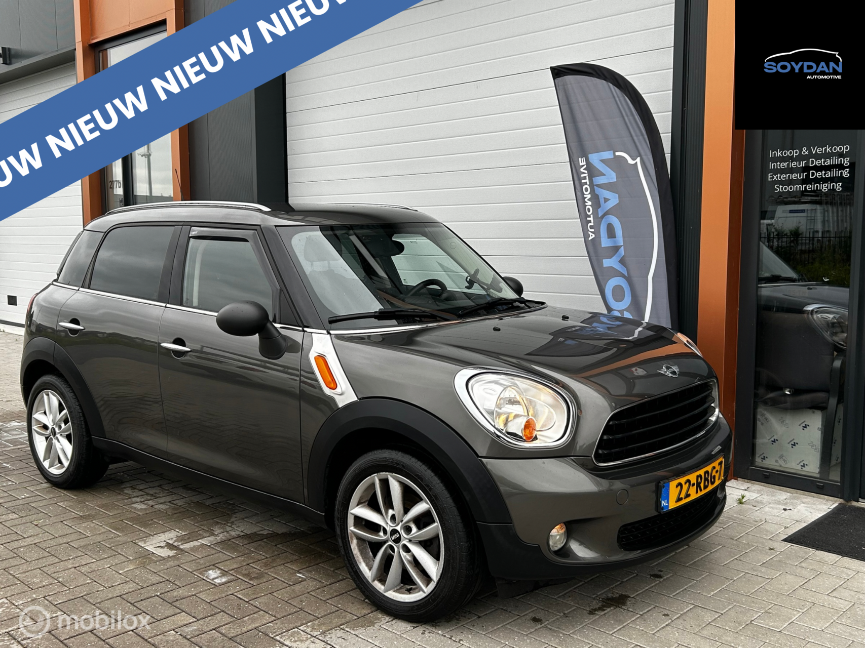 Foto van MINI ONE COUNTRYMAN