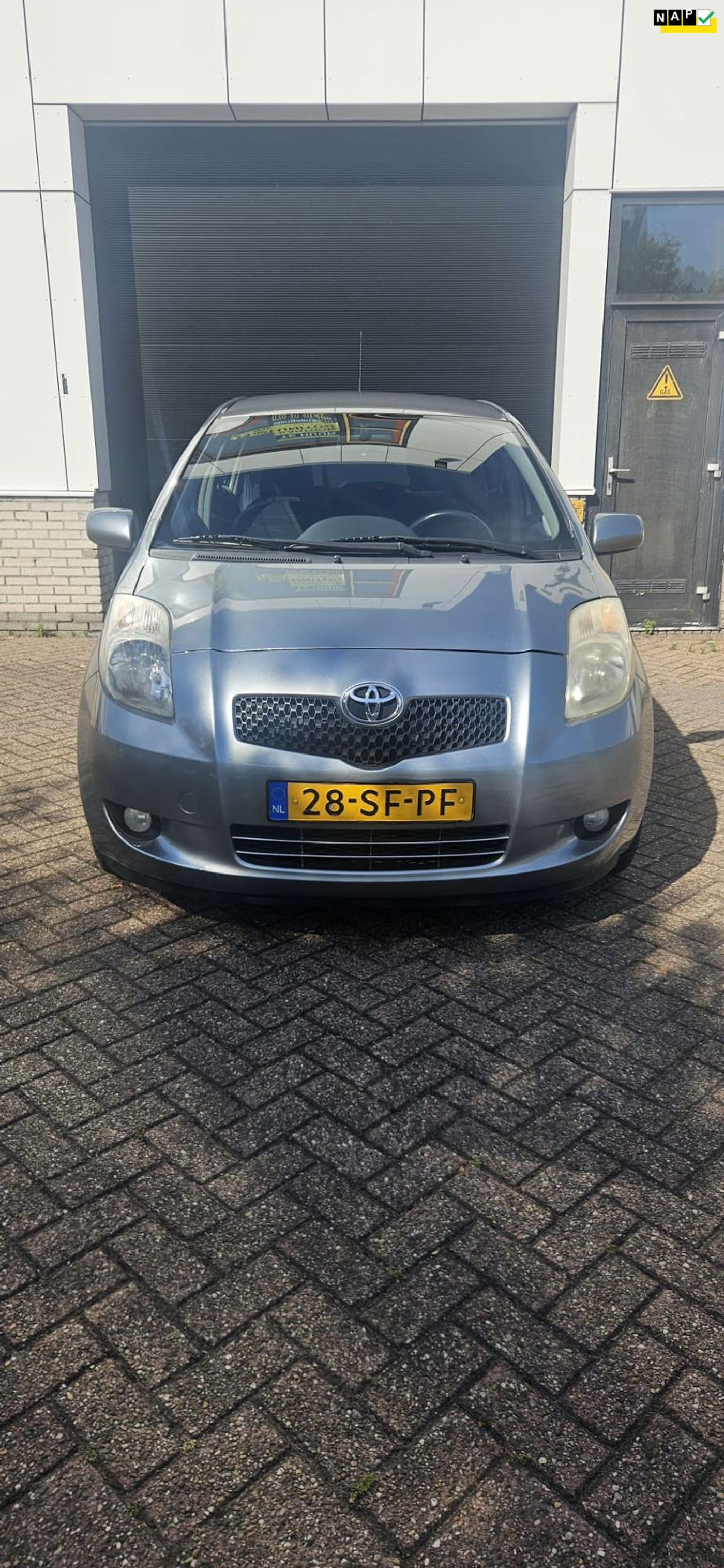 Toyota Toyota Yaris 1.3 VVTi Luna 2006 - voorkant