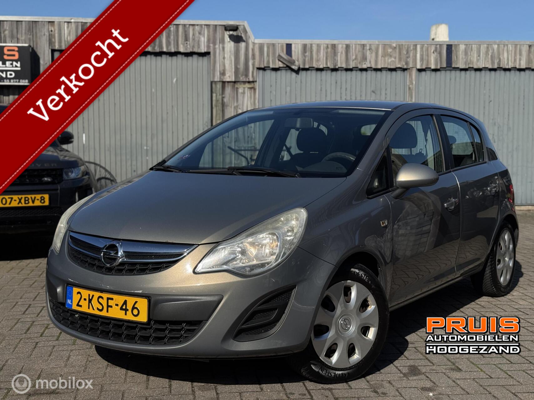 Opel Corsa 1.2 Connect Edition -AIRCO- Apk (06-2026) *INRUIL MOGELIJK* 2011 - voorkant