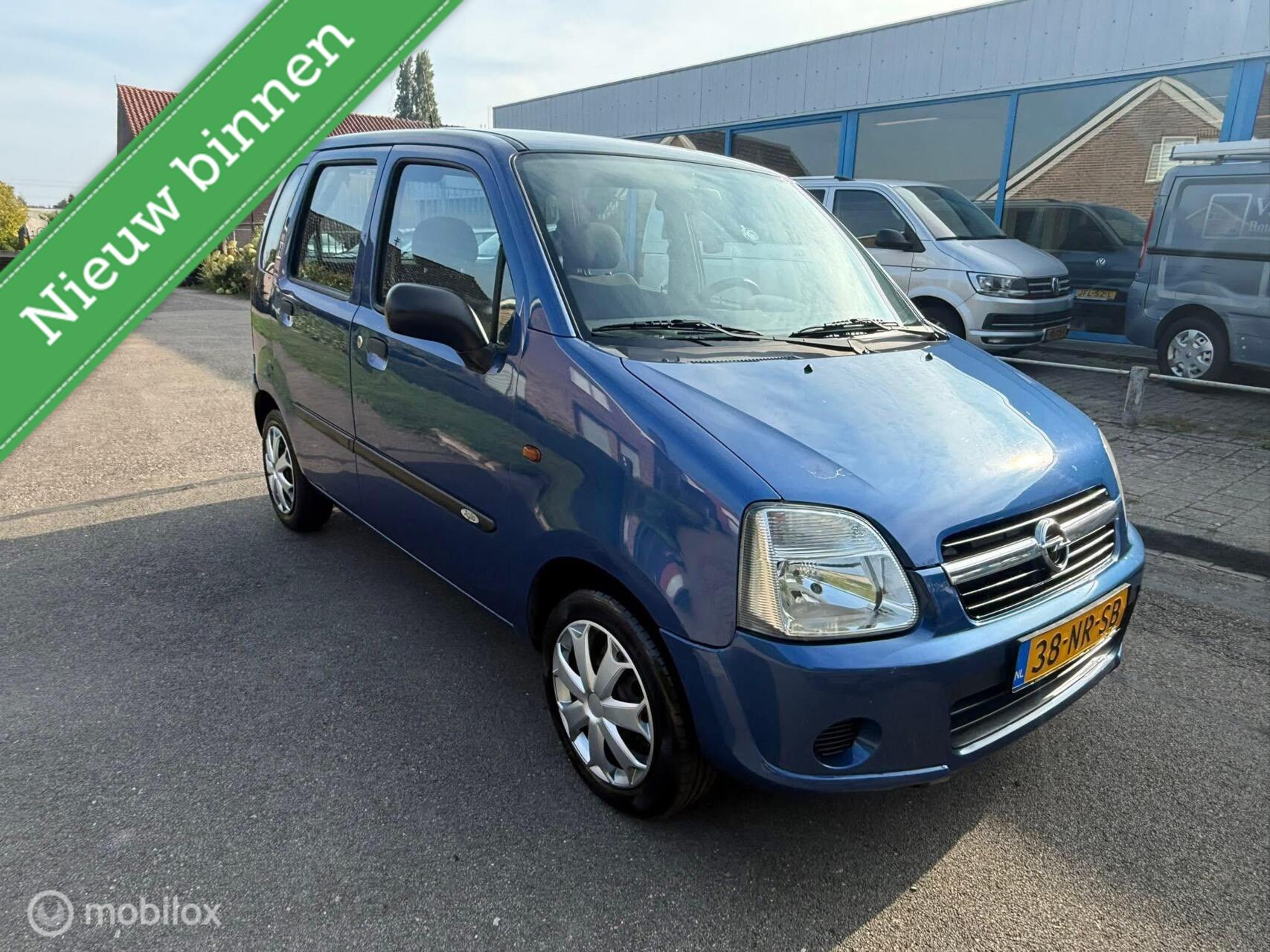 Foto van Opel Agila
