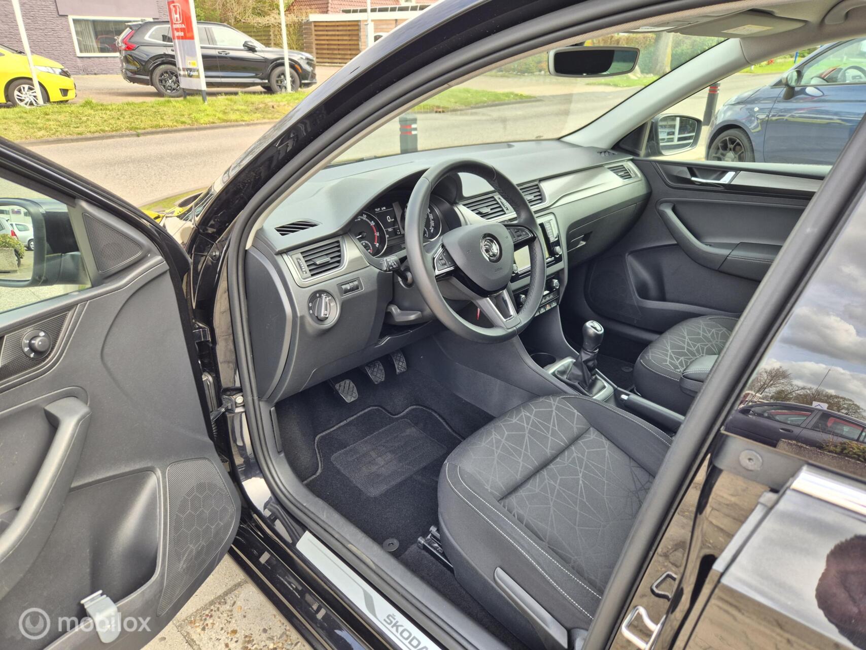 Foto van Skoda Rapid