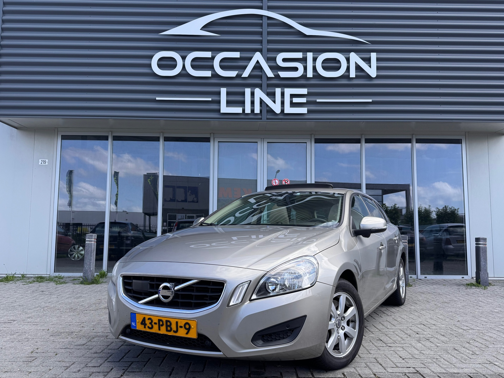 Foto van VOLVO V60