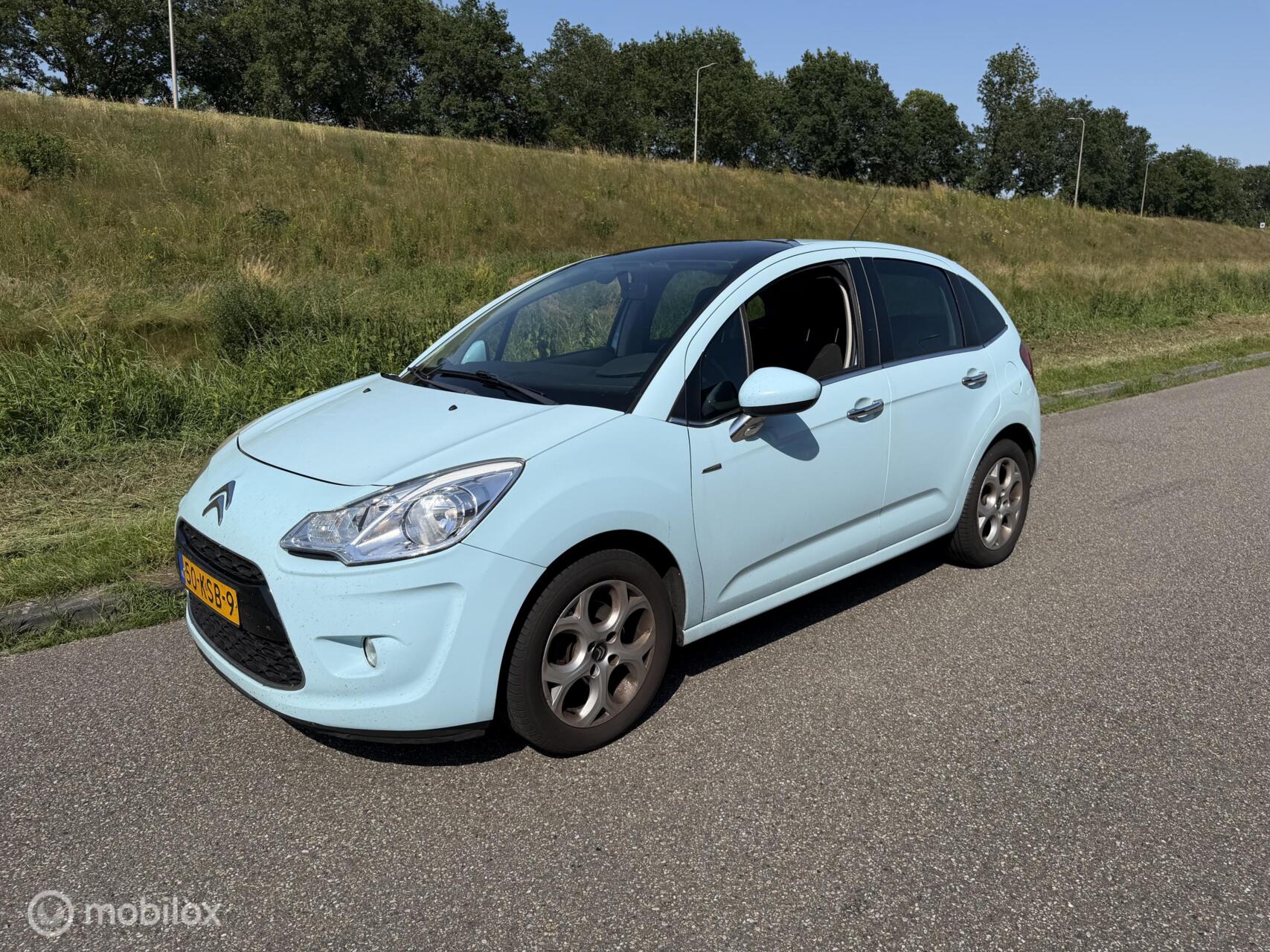 Citroen C3 1.6 Ligne Business 2010 - voorkant
