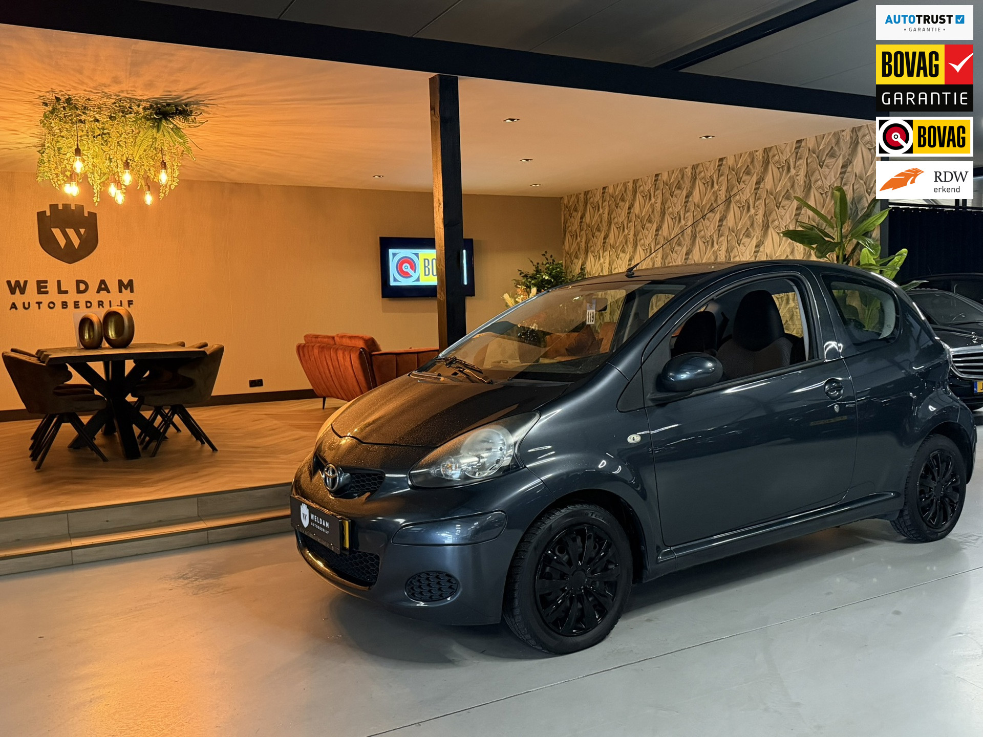 Toyota Toyota Aygo 1.0-12V Comfort |Automaat|NAP|Airco|Nieuwe APK|Rijklaar 2010 - voorkant