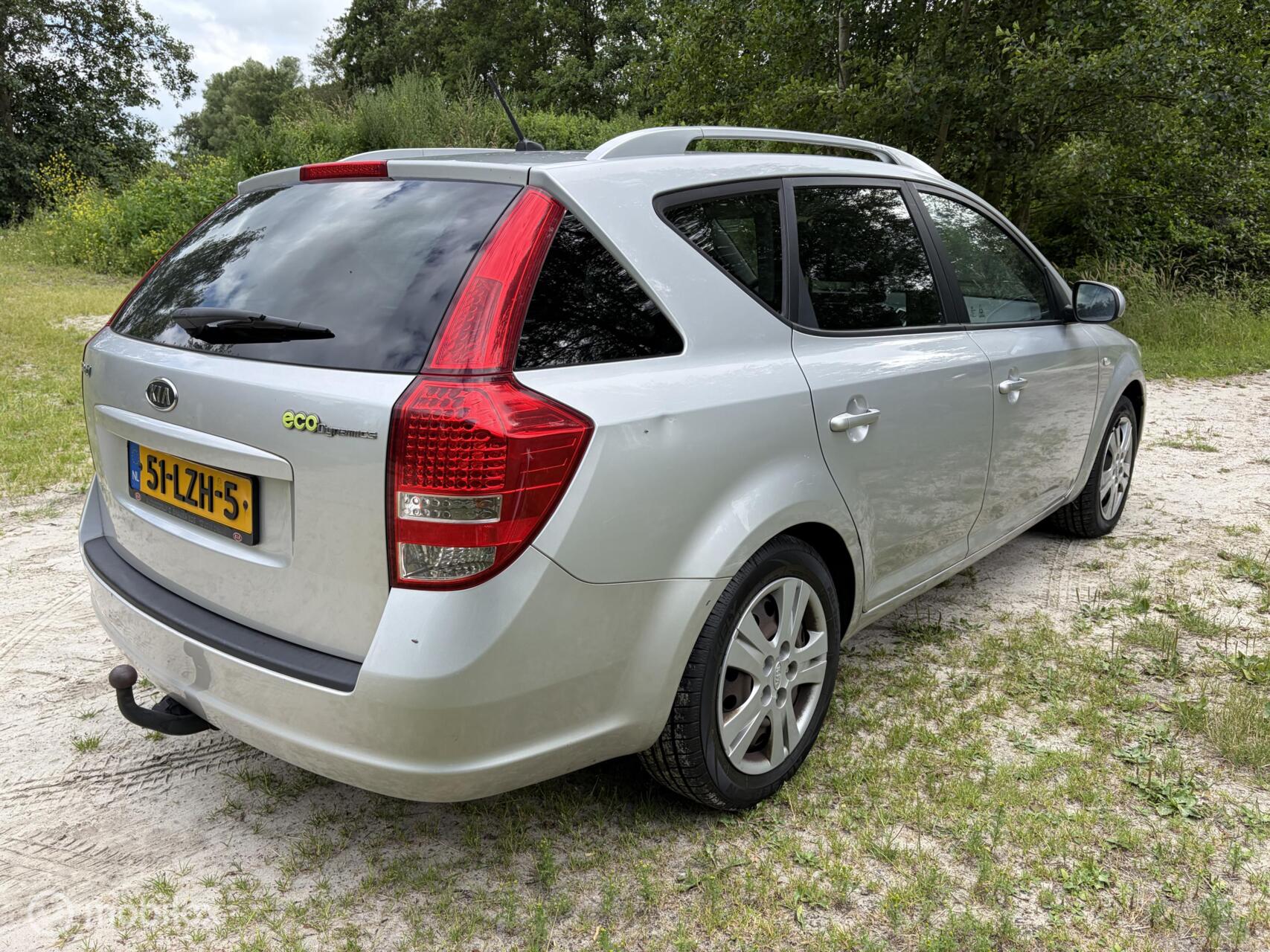 Foto van Kia Cee D