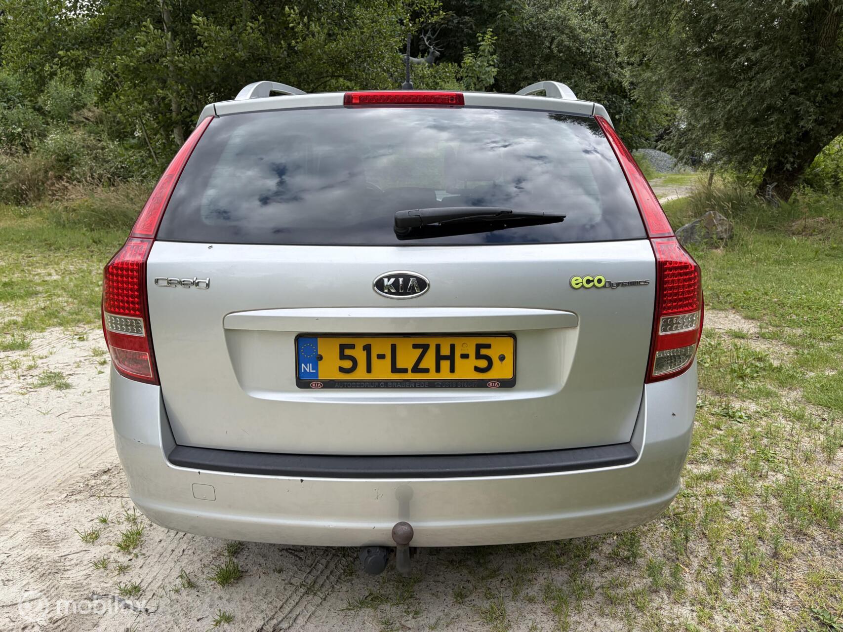Foto van Kia Cee D