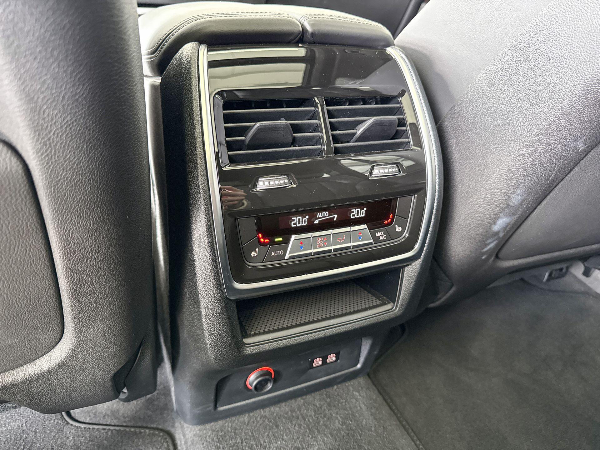Foto van BMW X7 Xdrive40i
