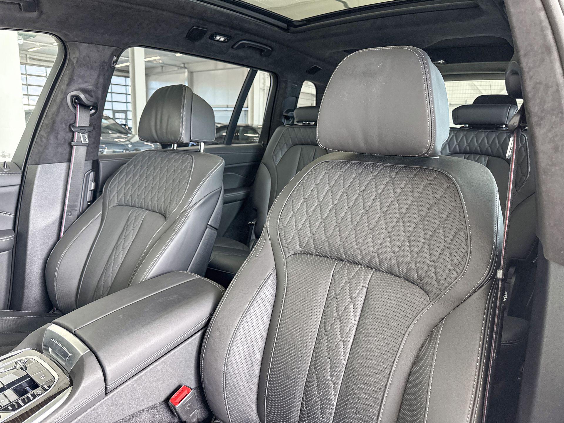 Foto van BMW X7 Xdrive40i