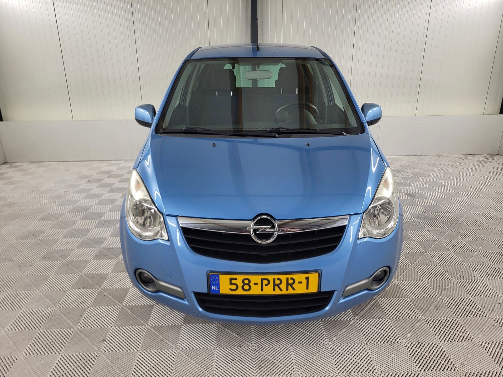 Foto van Opel Agila