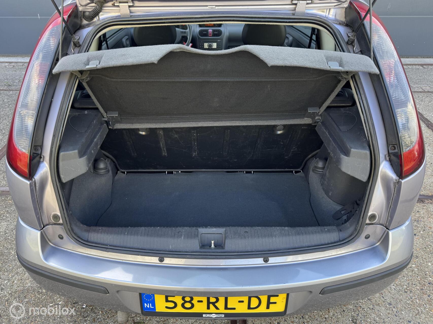 Foto van Opel Corsa-c