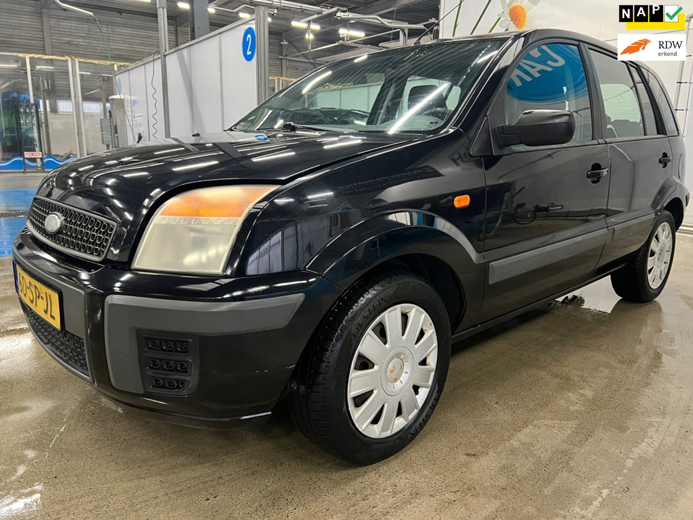 Ford Fusion 1.4-16V Comfort 5DRS AIRCO 2006 - voorkant