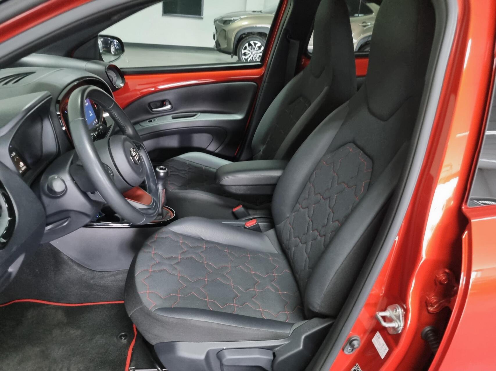 Foto van Toyota Aygo X