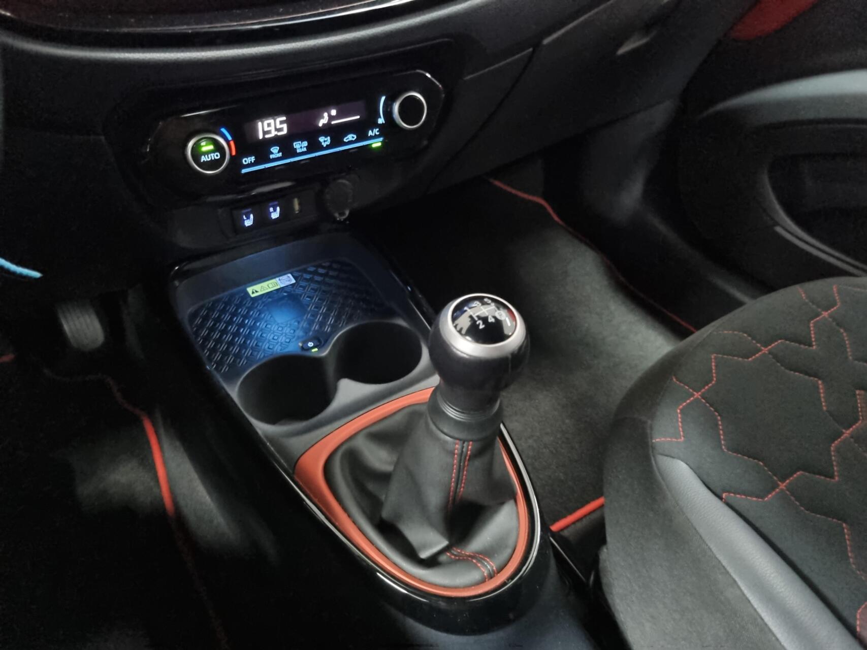 Foto van Toyota Aygo X