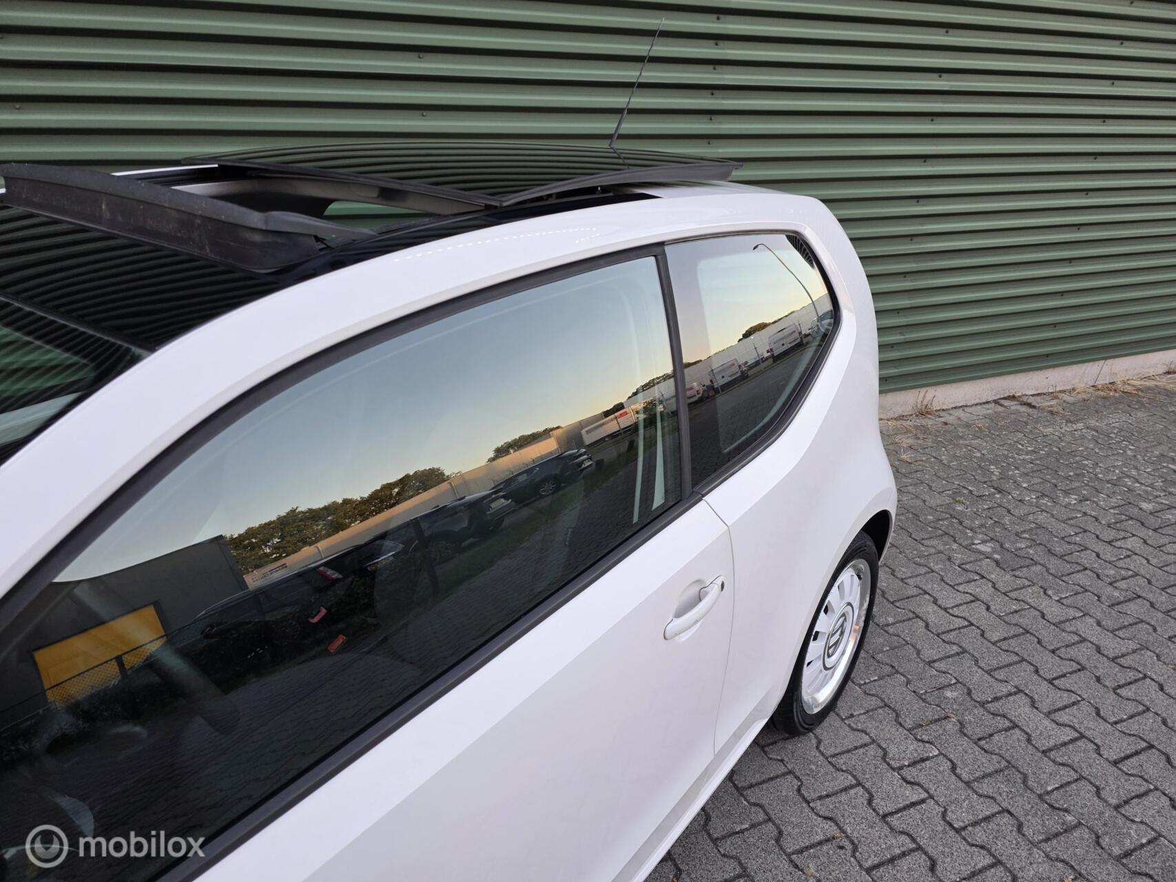 Foto van Volkswagen Up