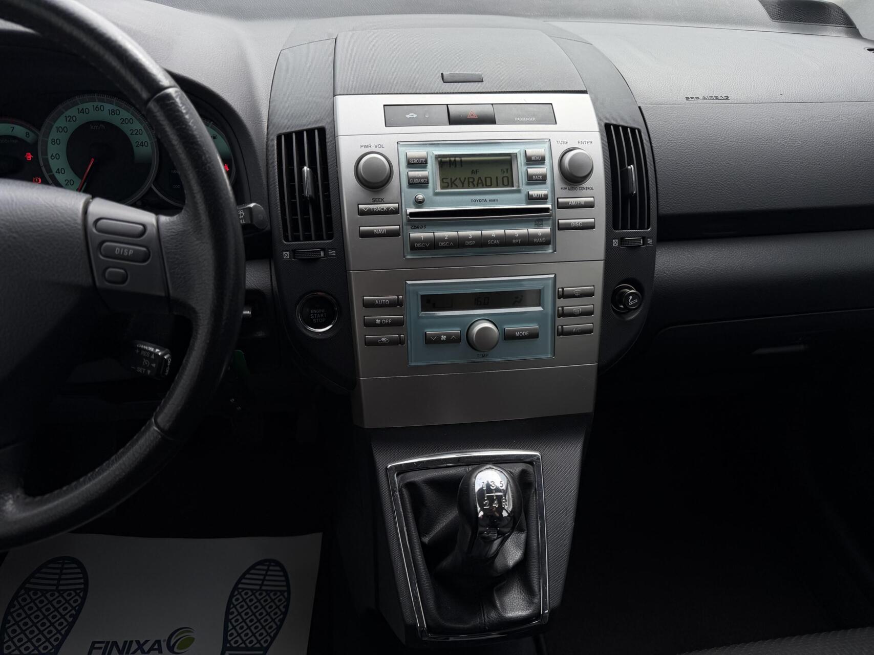 Foto van Toyota Toyota Corolla Verso
