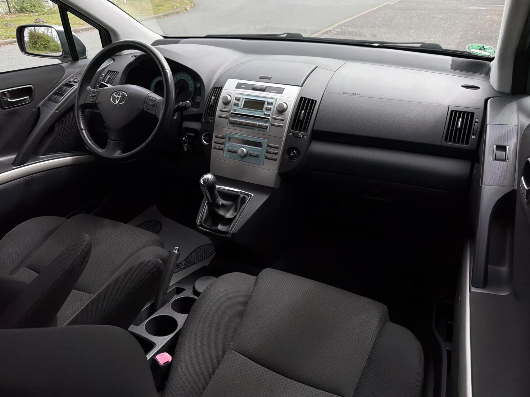 Foto van Toyota Toyota Corolla Verso