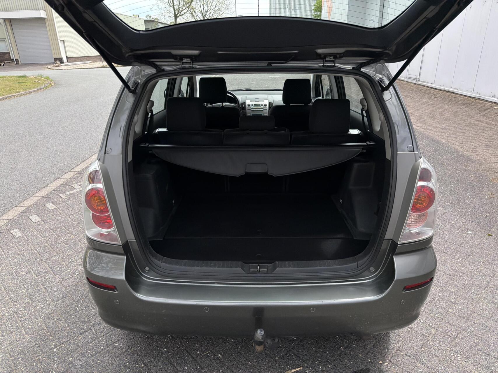 Foto van Toyota Toyota Corolla Verso