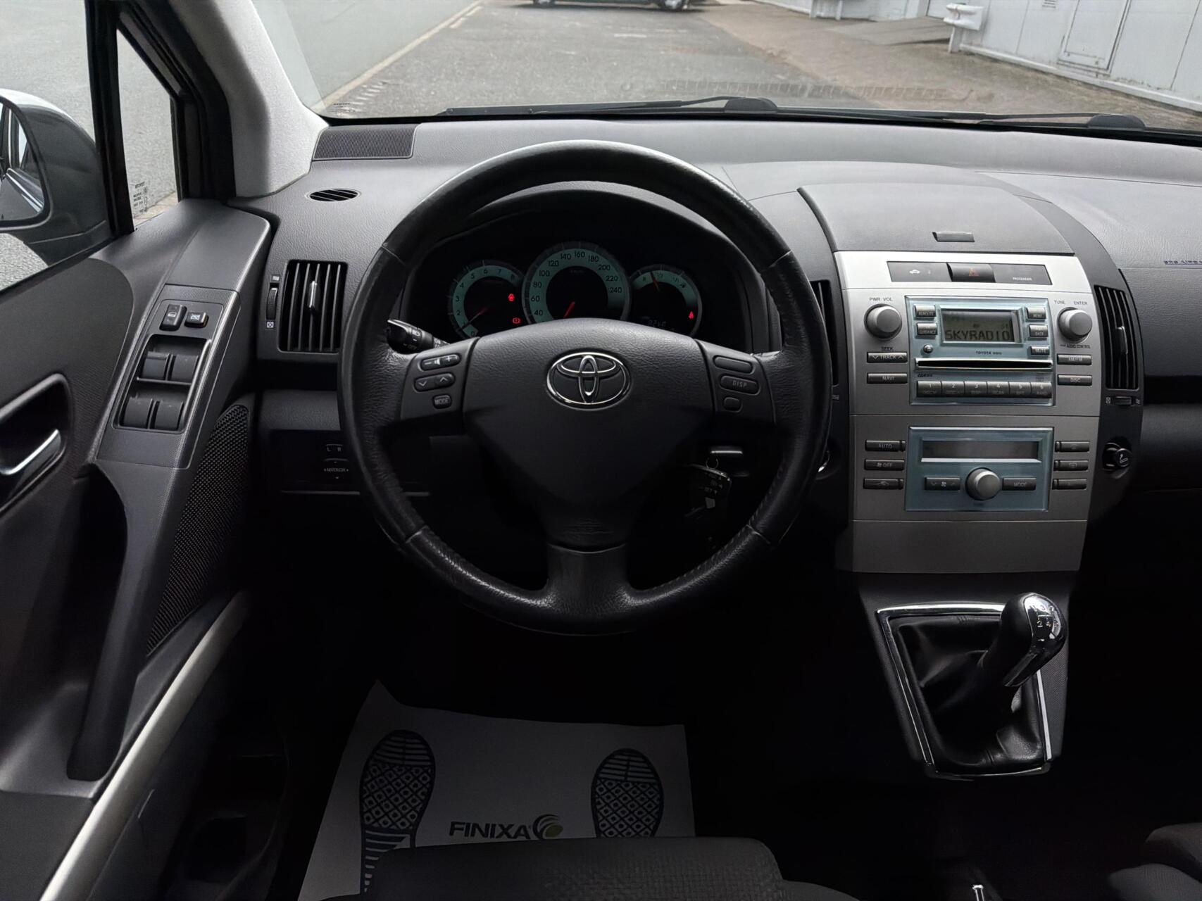 Foto van Toyota Toyota Corolla Verso