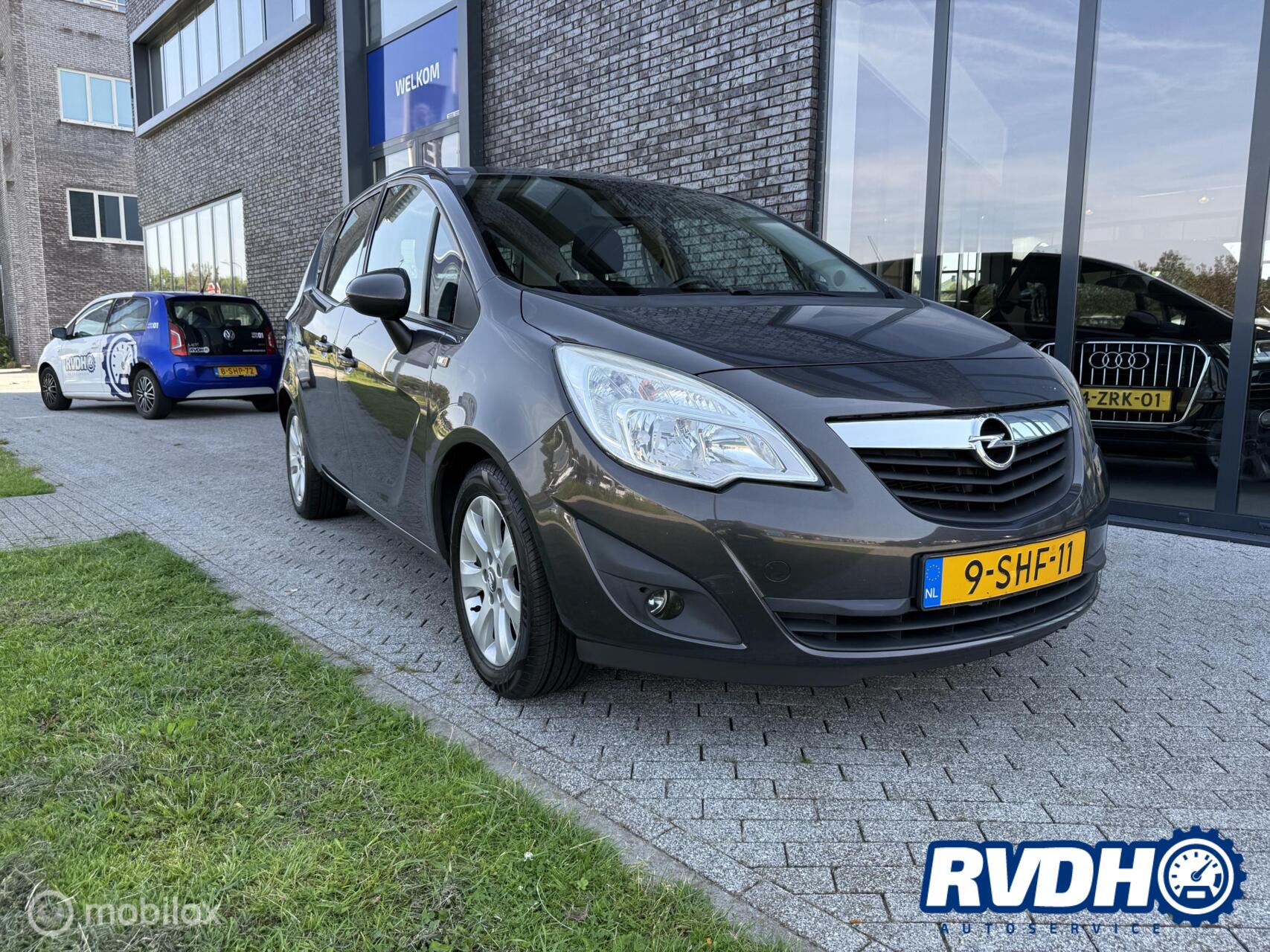 Opel Meriva 1.4 Turbo Cosmo 2013 - voorkant