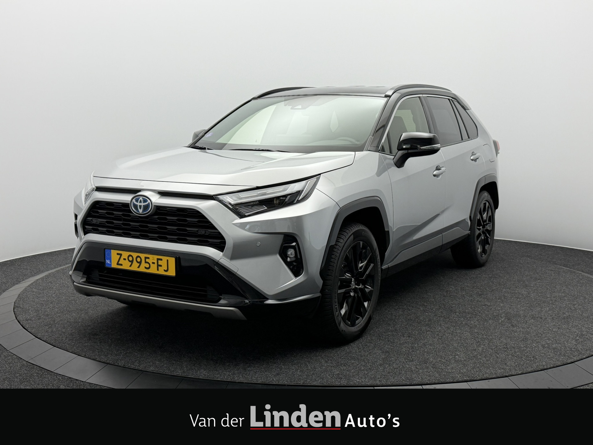 Toyota Rav4 2.5 Hybrid AWD Business Plus Bi-Tone | Trekhaak | Carplay&Android | Led | Leer 2024 - voorkant