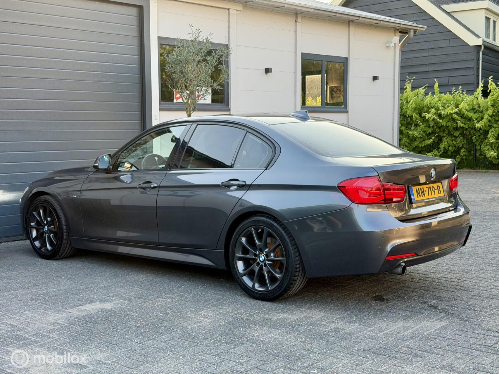 Foto van BMW 318i