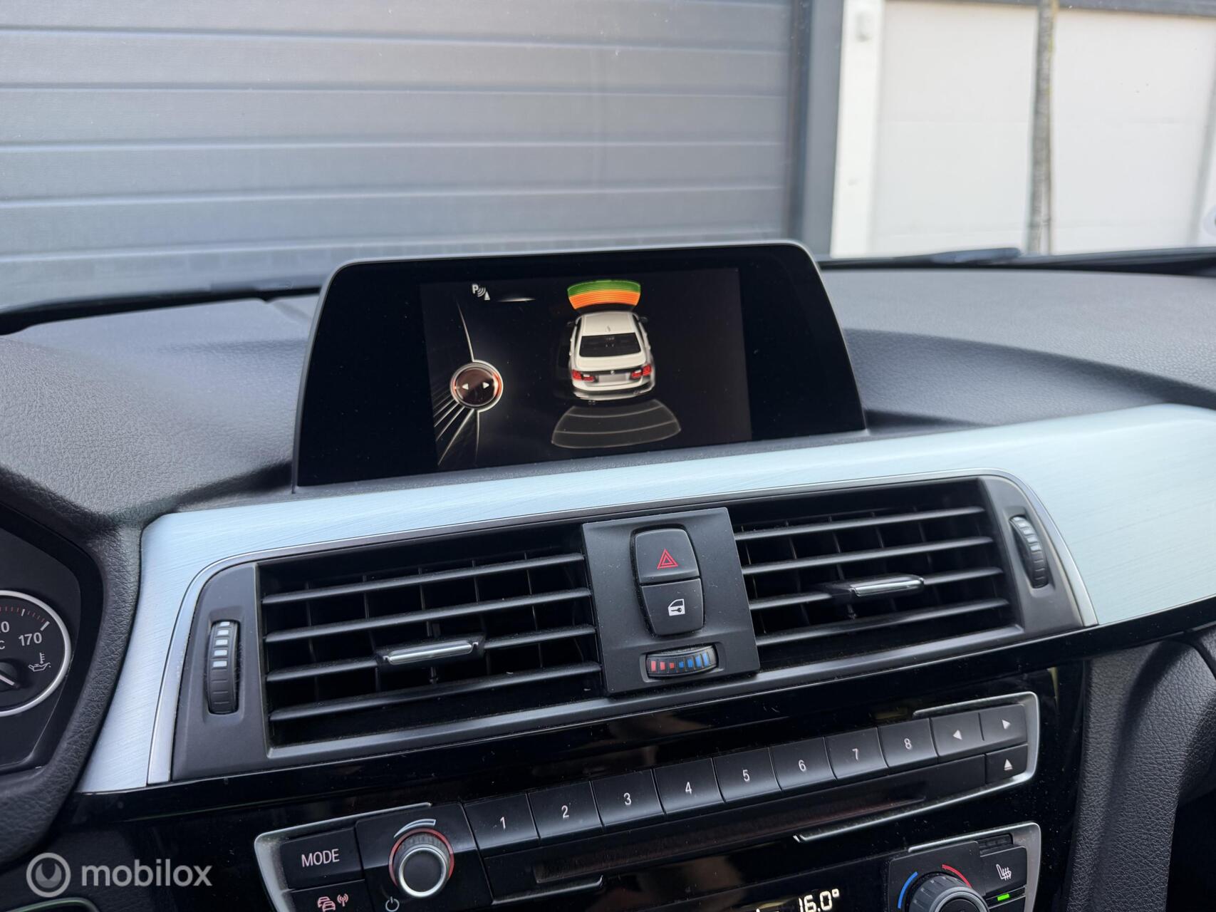 Foto van BMW 318i