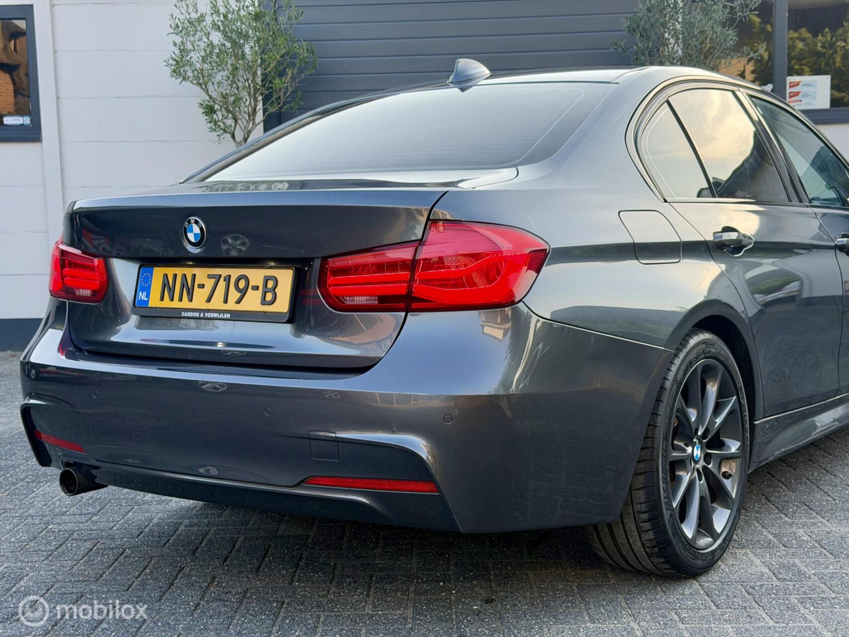 Foto van BMW 318i