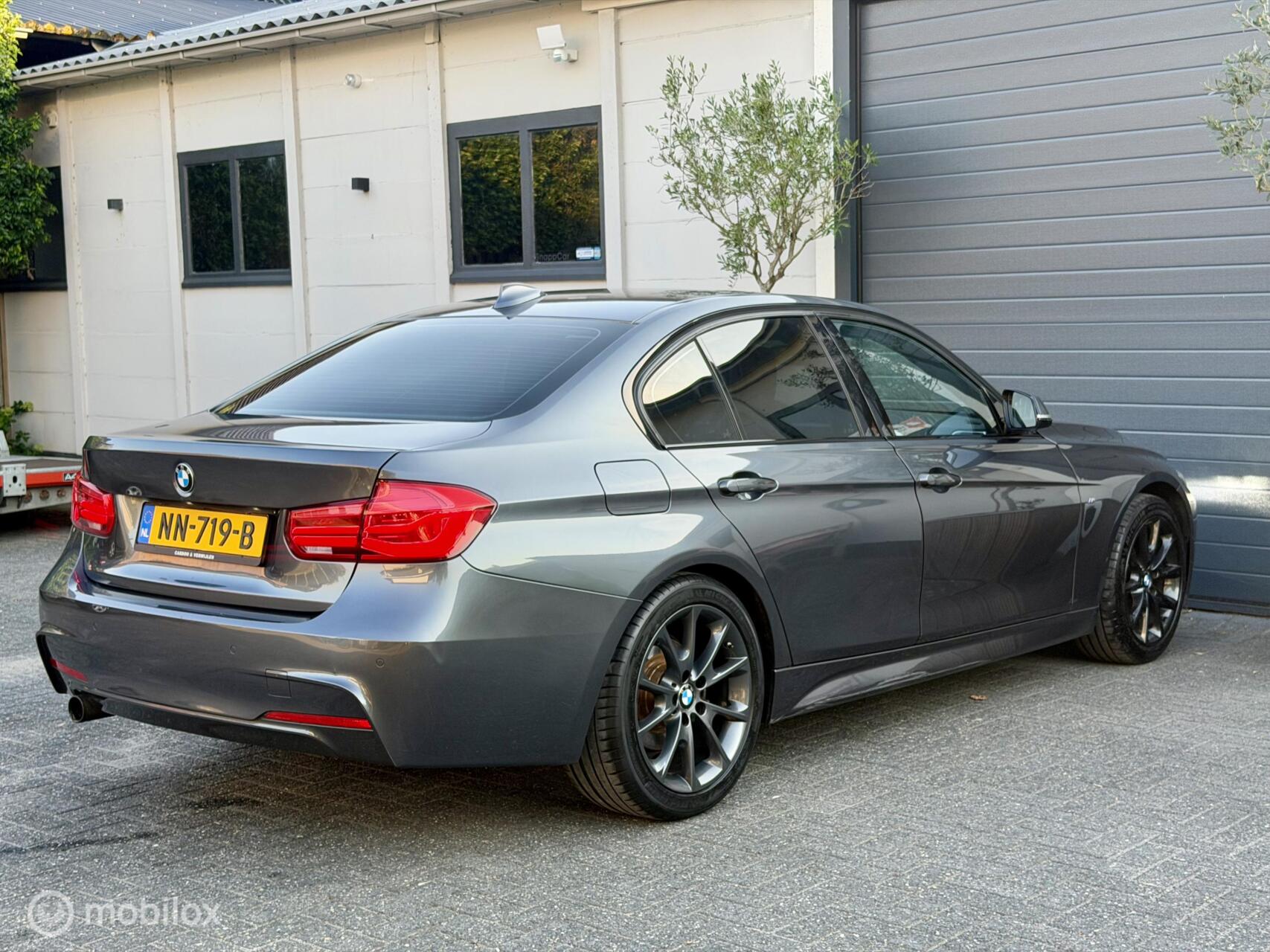 Foto van BMW 318i
