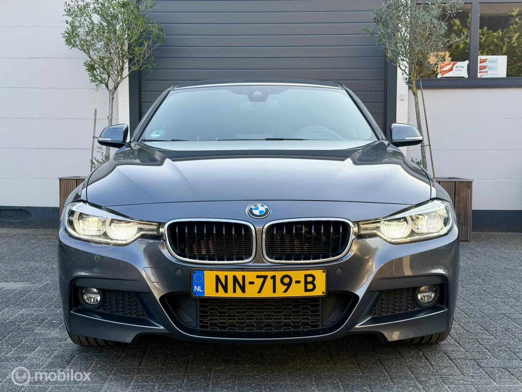 Foto van BMW 318i