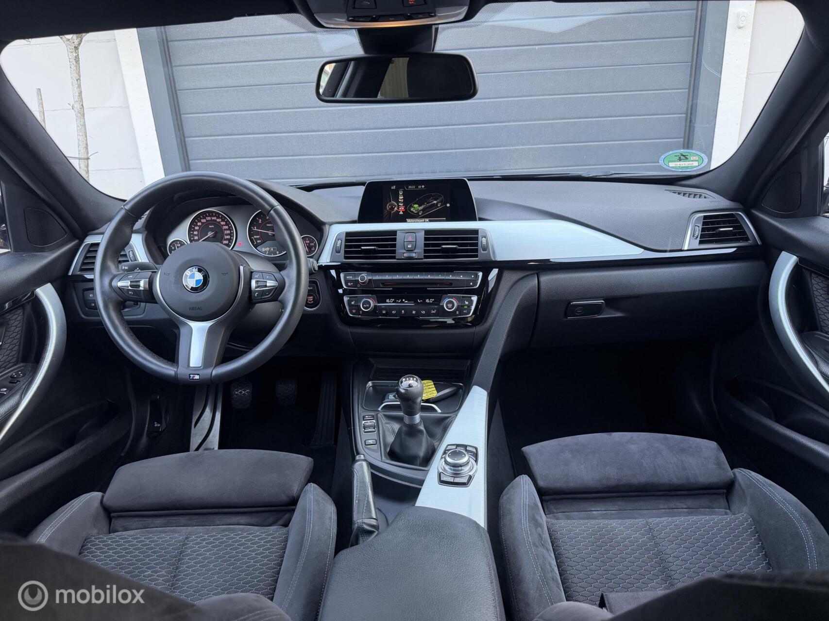 Foto van BMW 318i