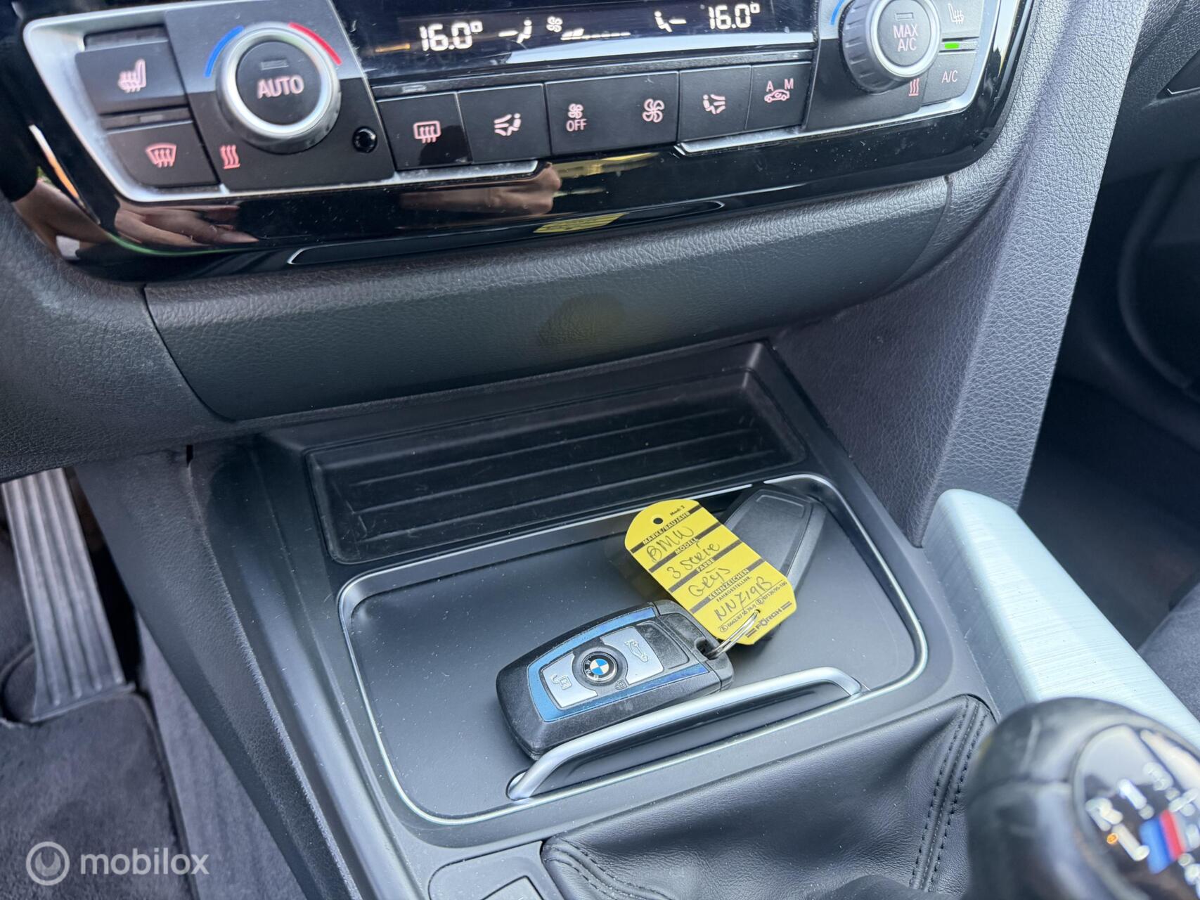 Foto van BMW 318i