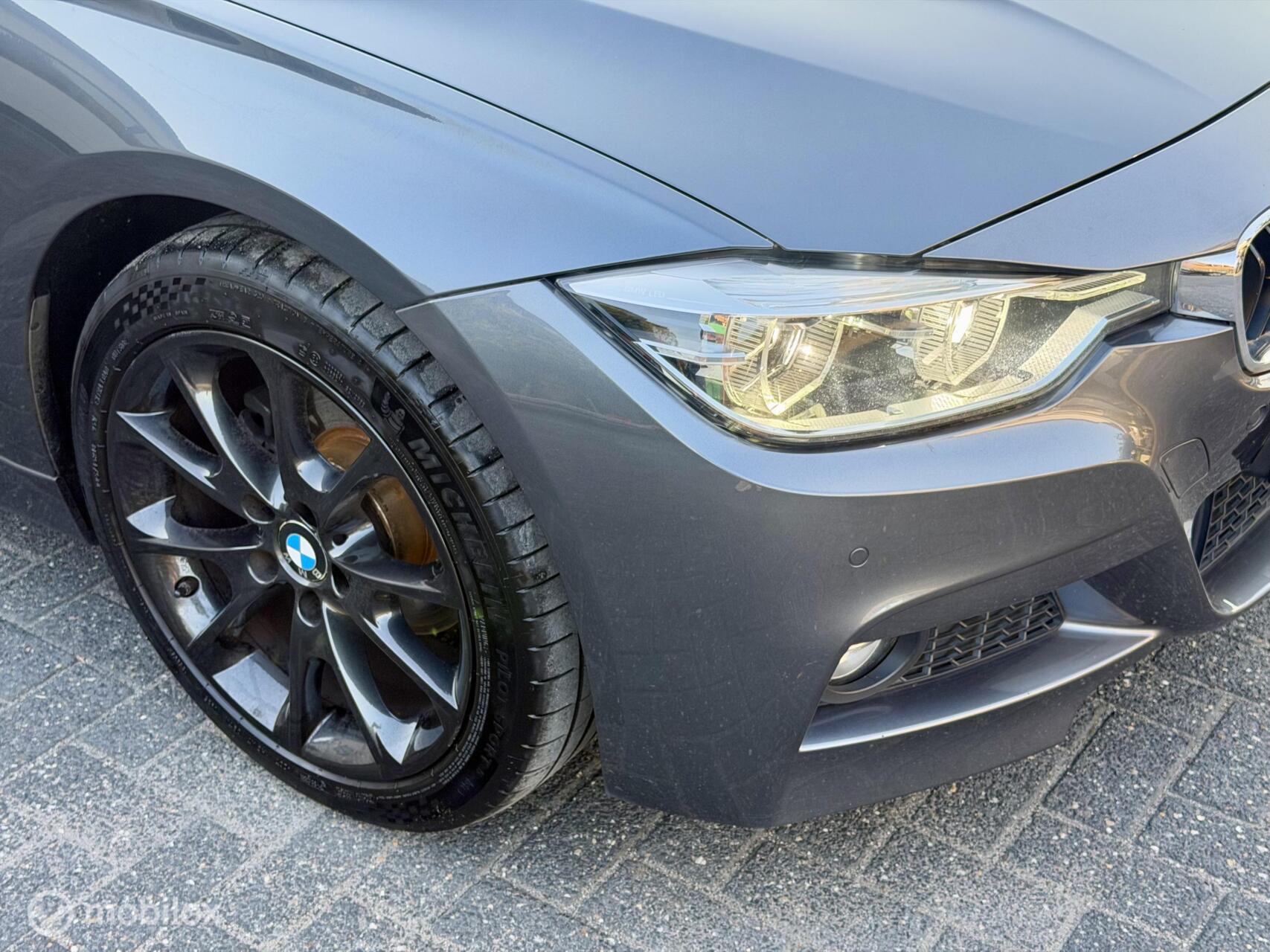 Foto van BMW 318i
