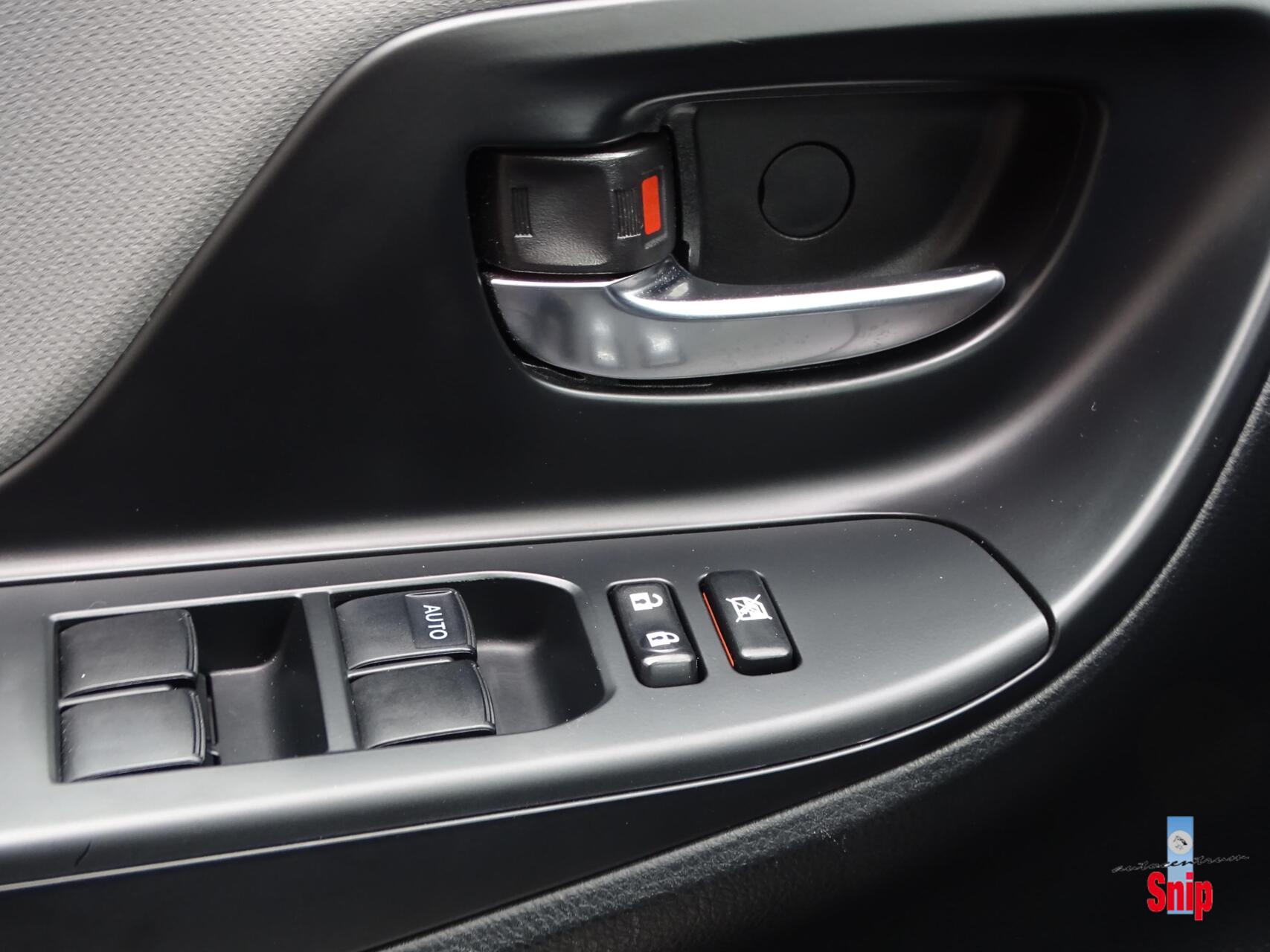 Foto van Toyota Toyota Yaris Hybrid