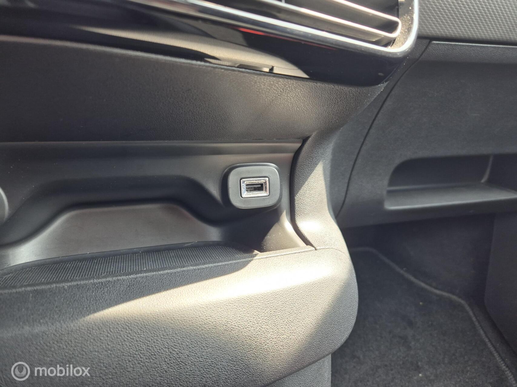 Foto van Citroen C4 Cactus