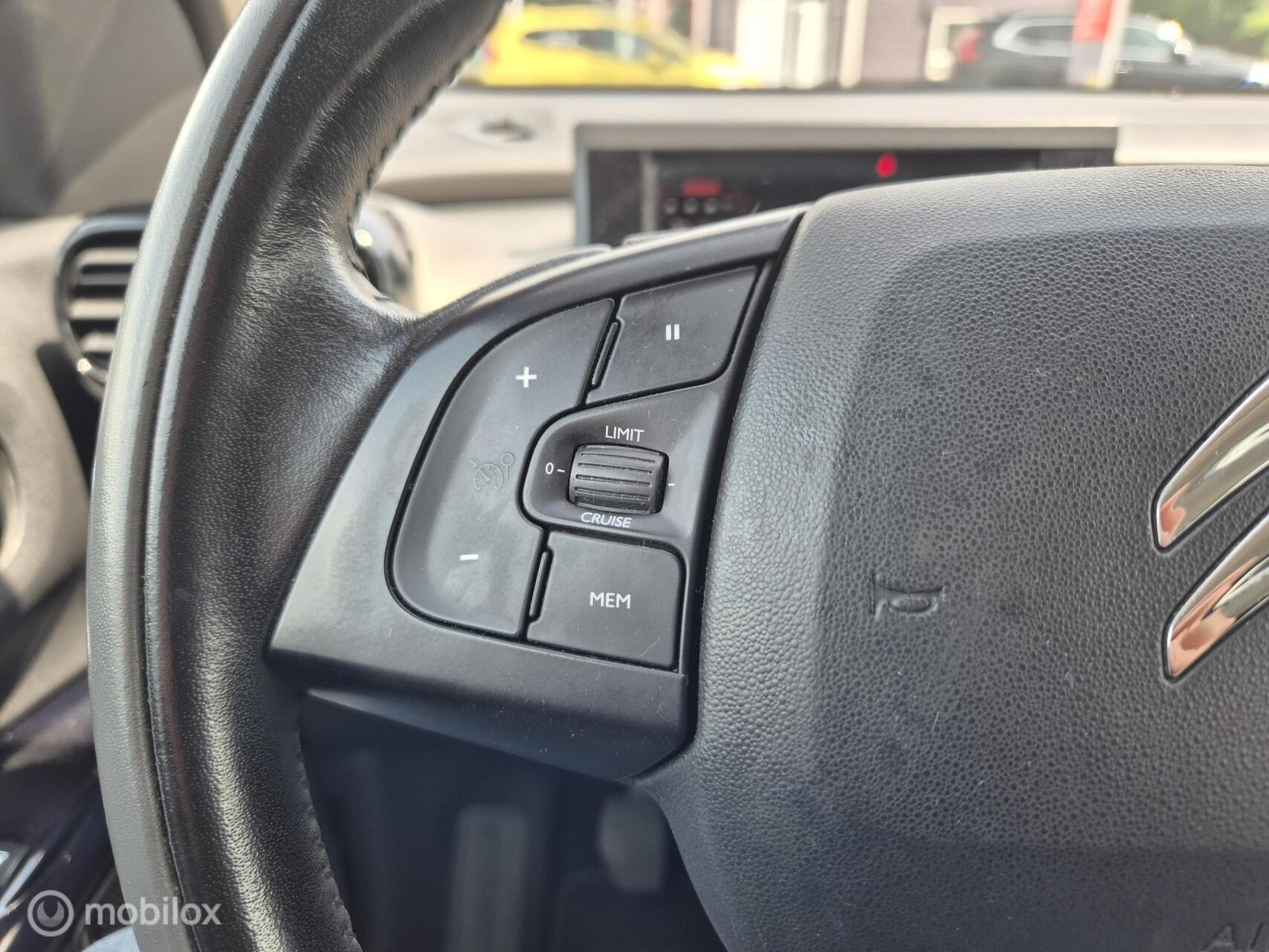Foto van Citroen C4 Cactus