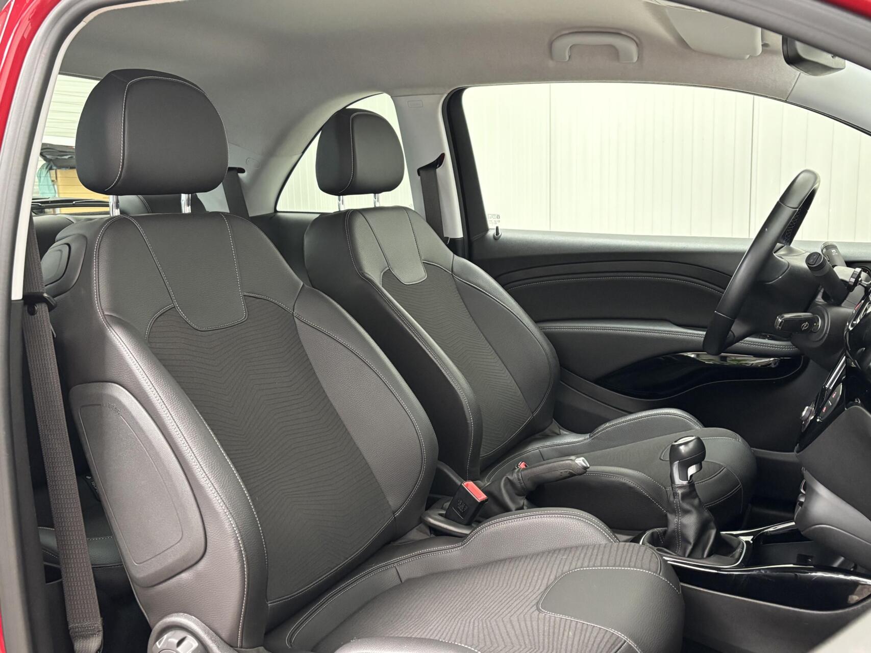 Foto van Opel Adam
