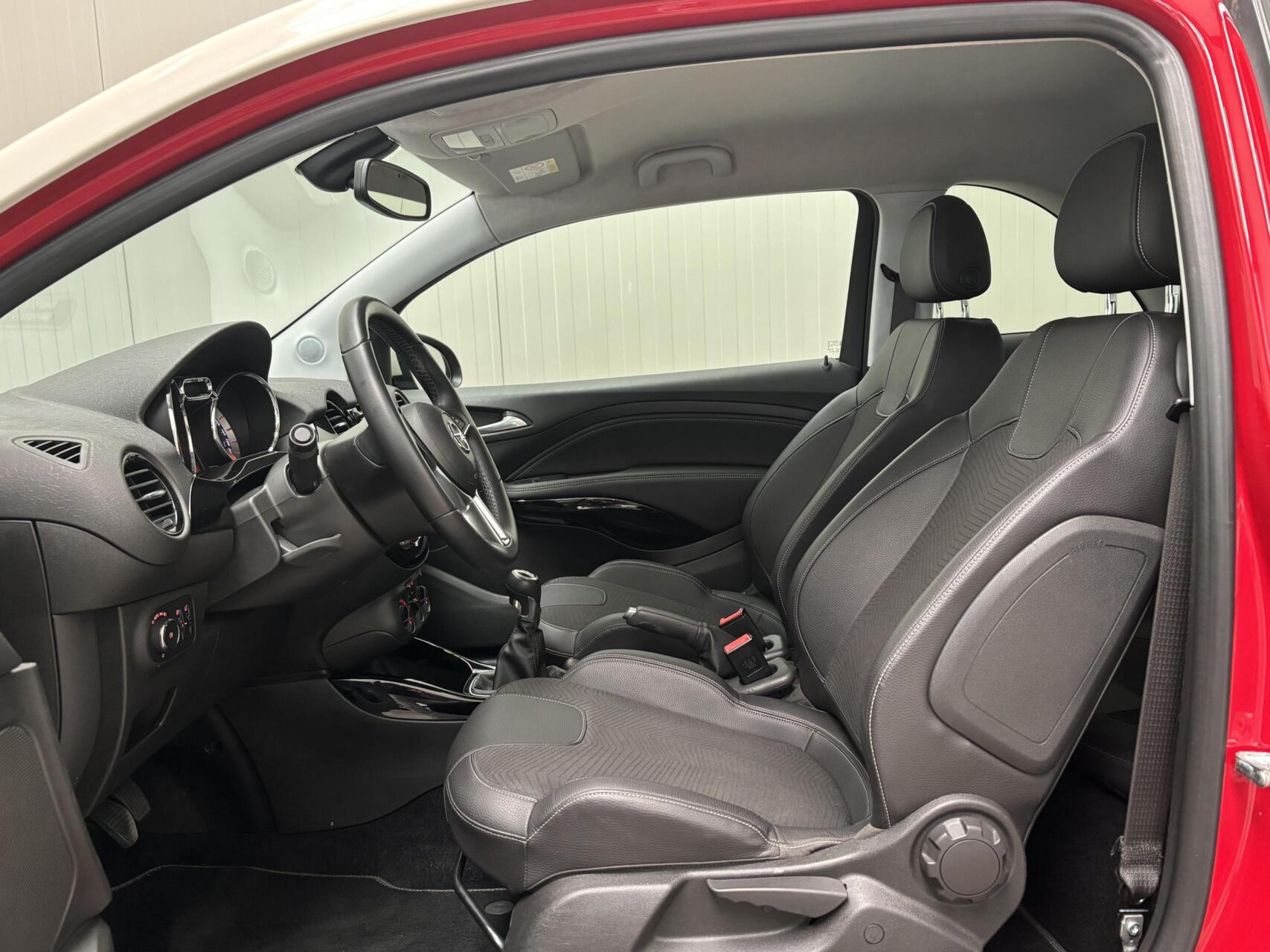 Foto van Opel Adam