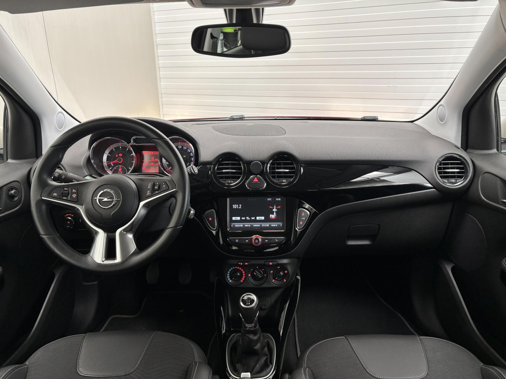Foto van Opel Adam