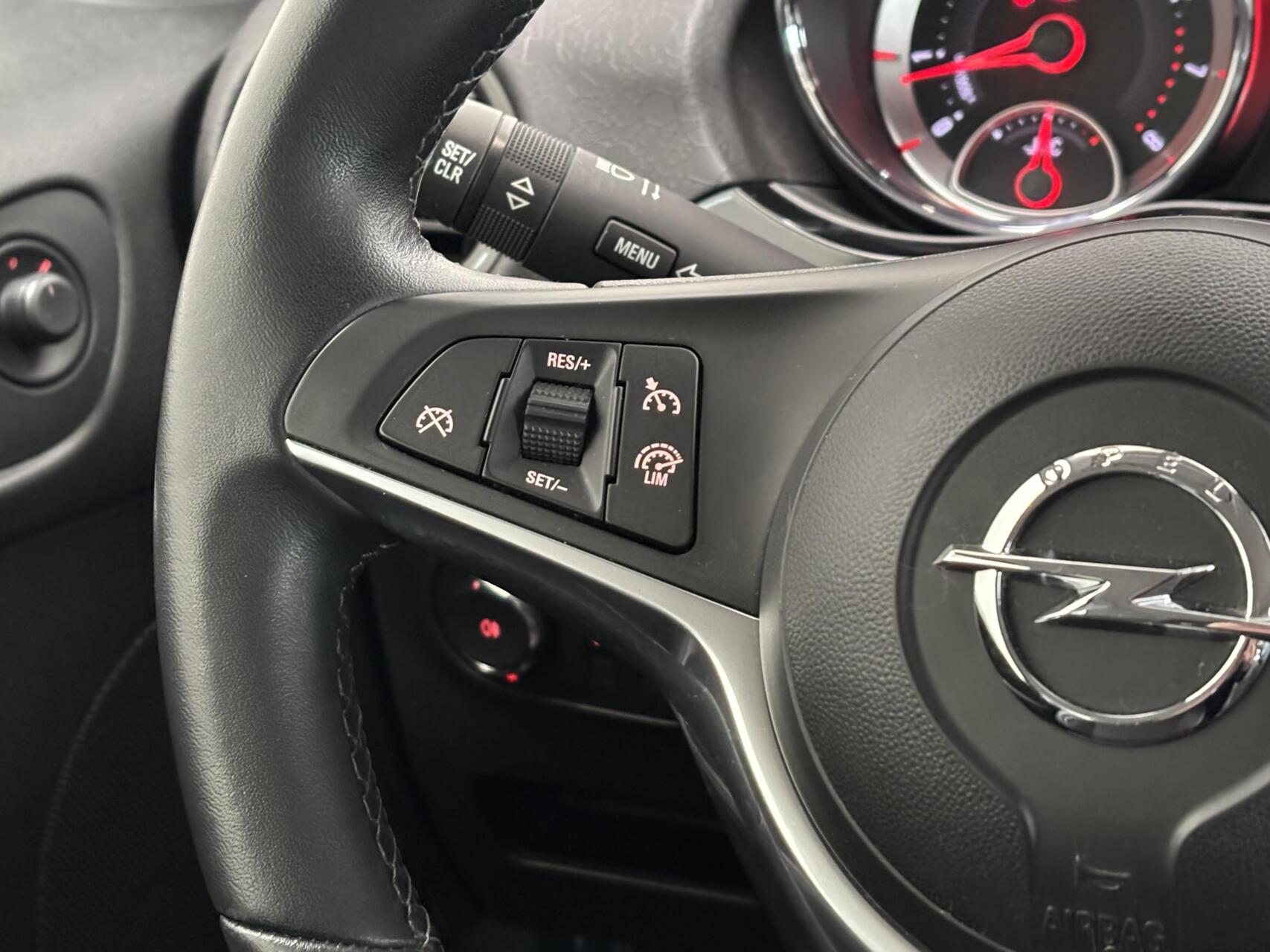 Foto van Opel Adam