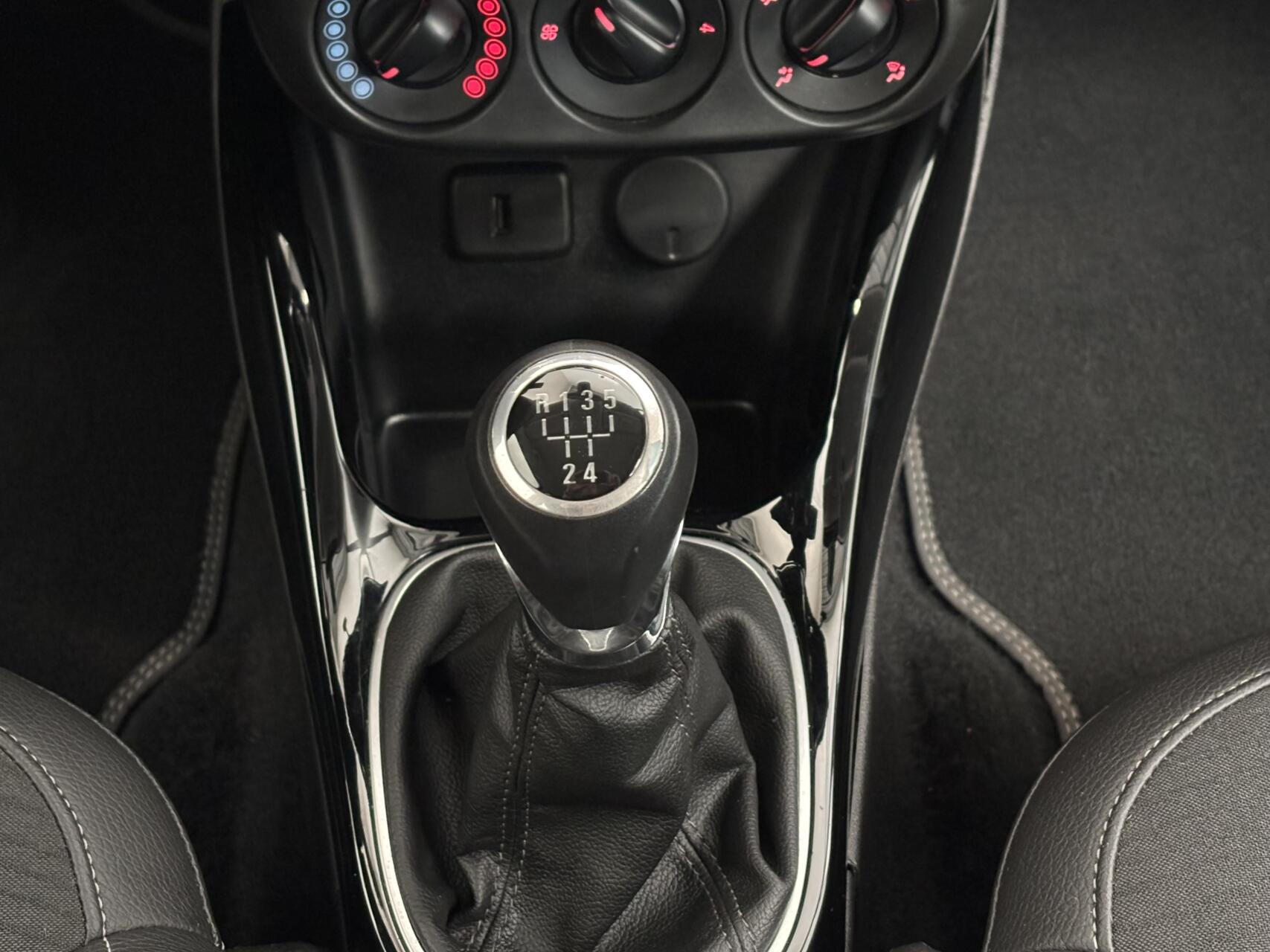 Foto van Opel Adam