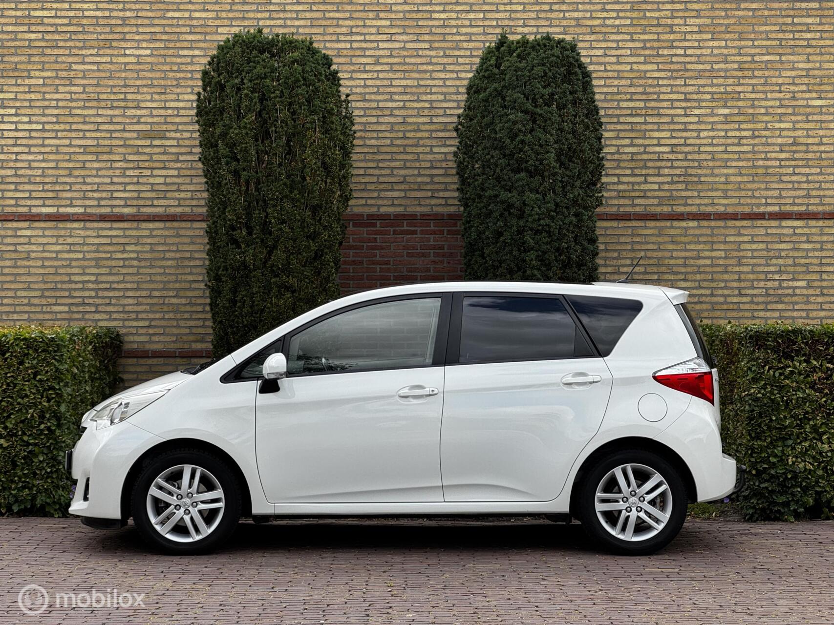 Foto van Toyota Toyota Verso-s